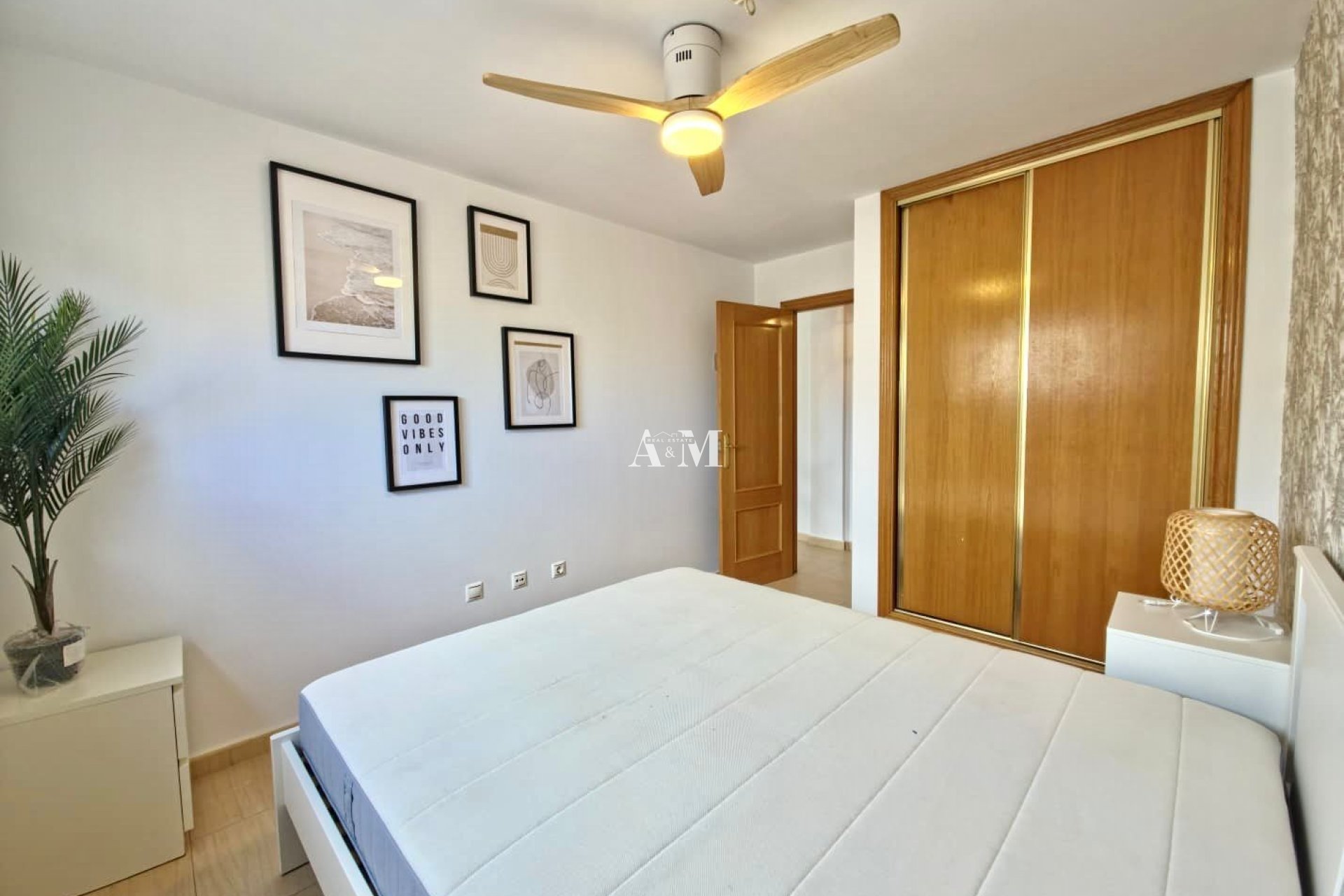 Alquiler a largo plazo - Apartamento / piso - Torrevieja - Centro