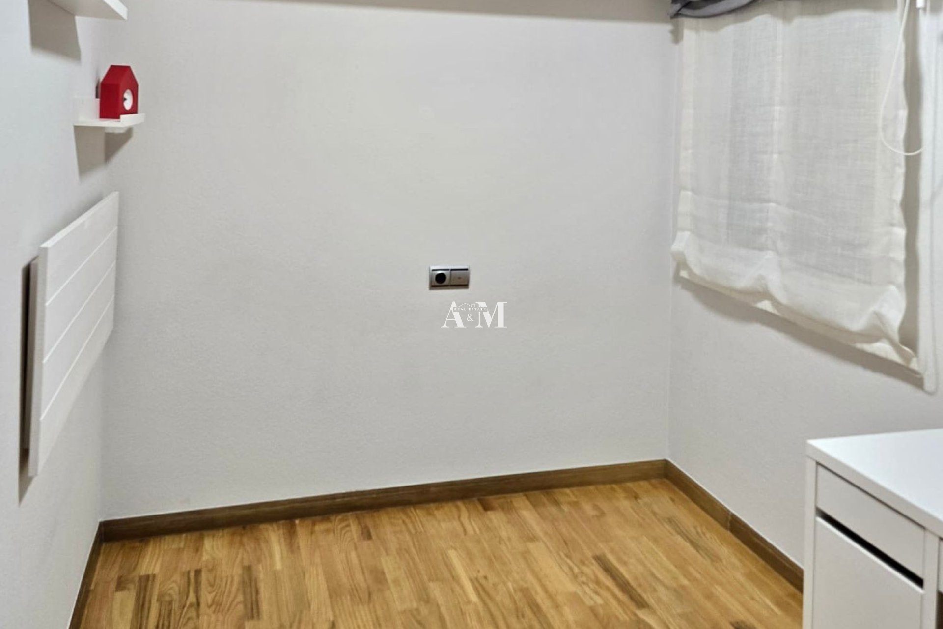 Alquiler a largo plazo - Apartamento / piso - Torrevieja - Centro