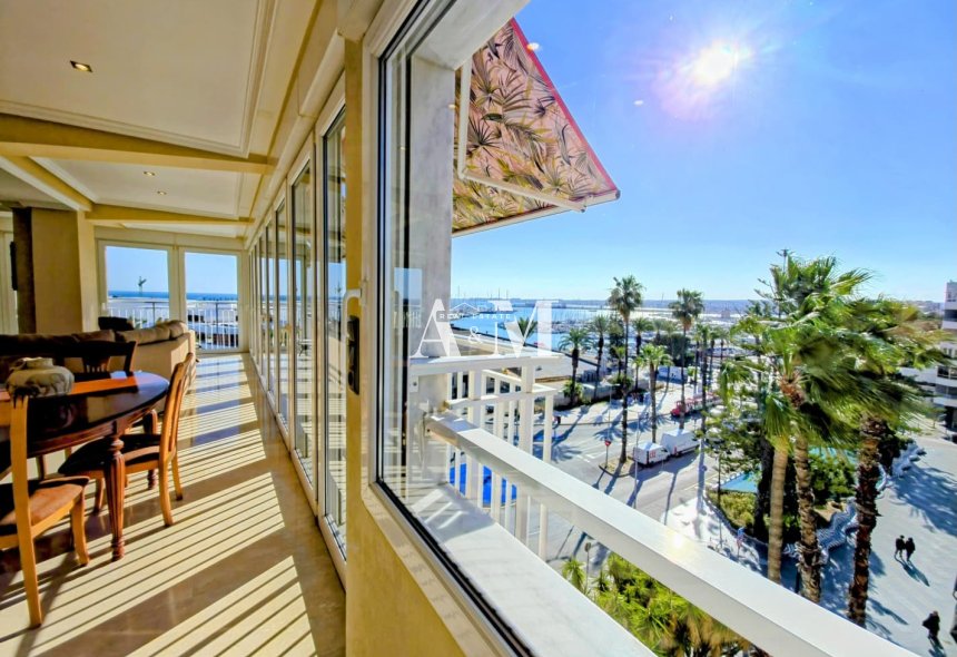 Alquiler a largo plazo - Apartamento / piso - Torrevieja - Centro