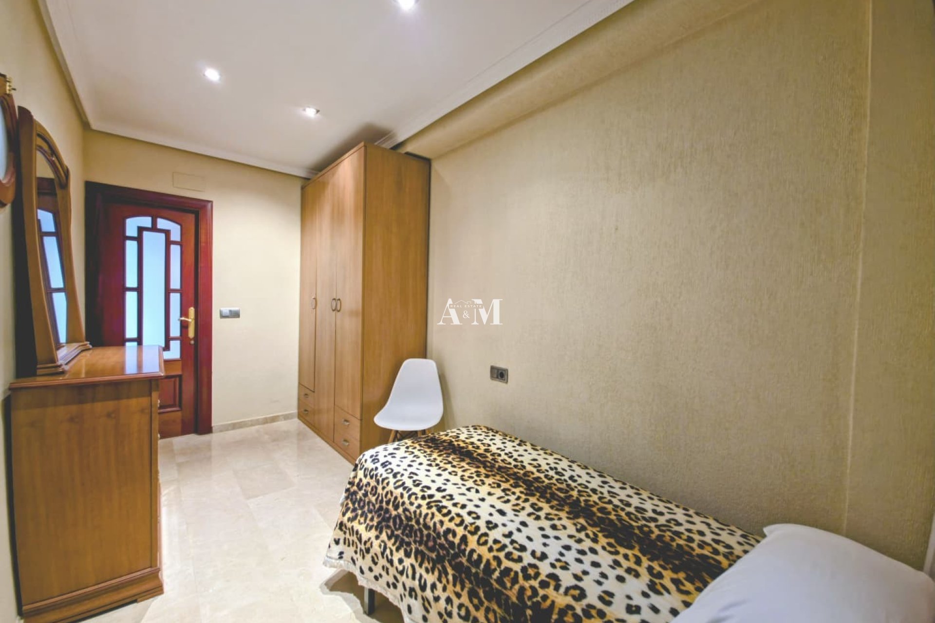 Alquiler a largo plazo - Apartamento / piso - Torrevieja - Centro