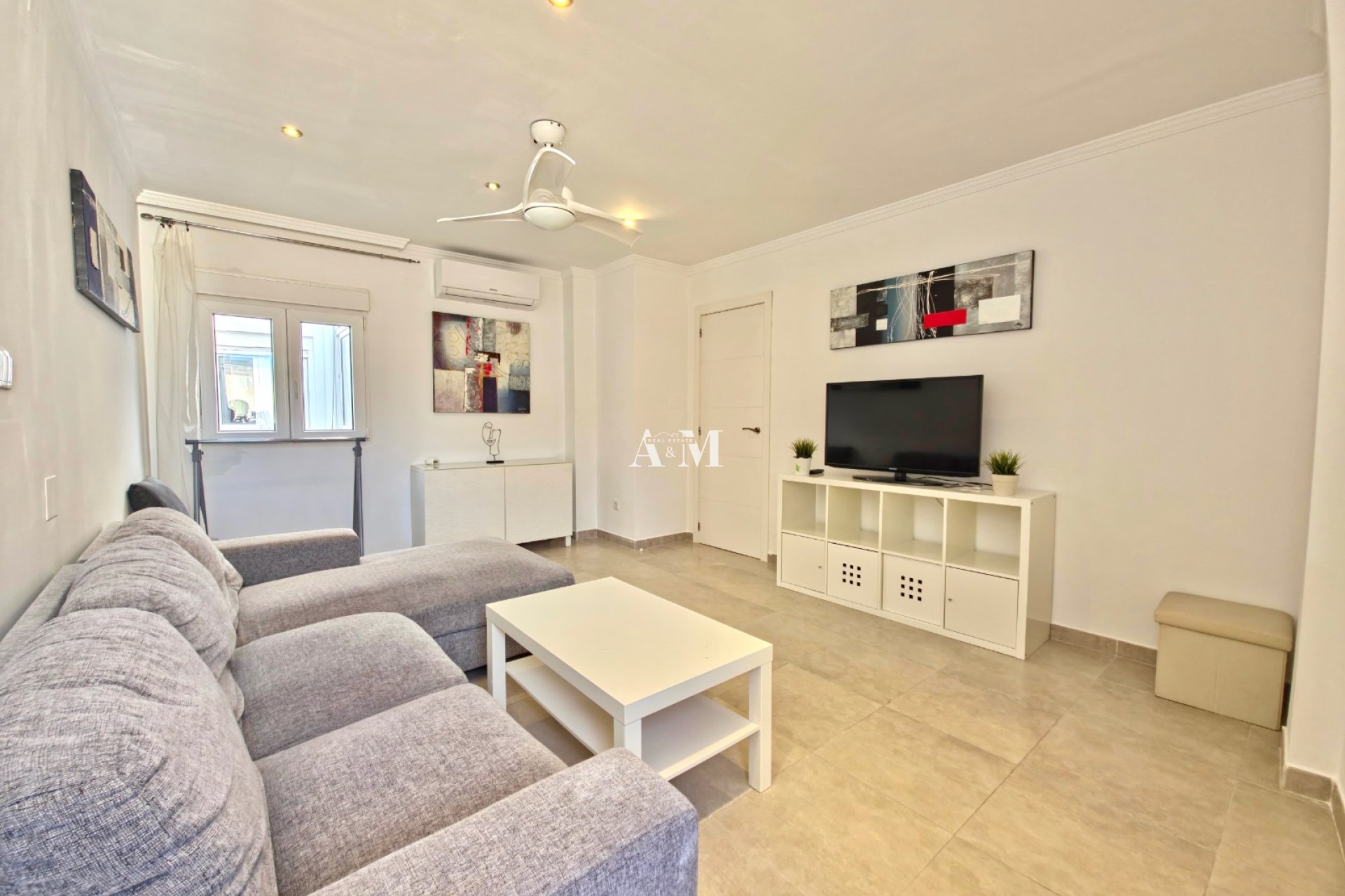 Alquiler a largo plazo - Apartamento / piso - Torrevieja - Centro