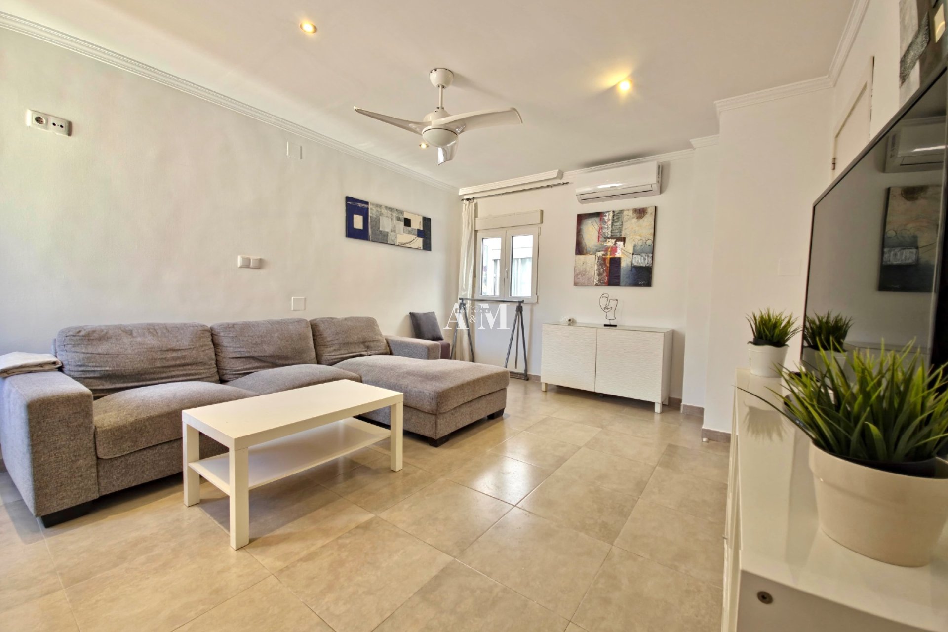 Alquiler a largo plazo - Apartamento / piso - Torrevieja - Centro