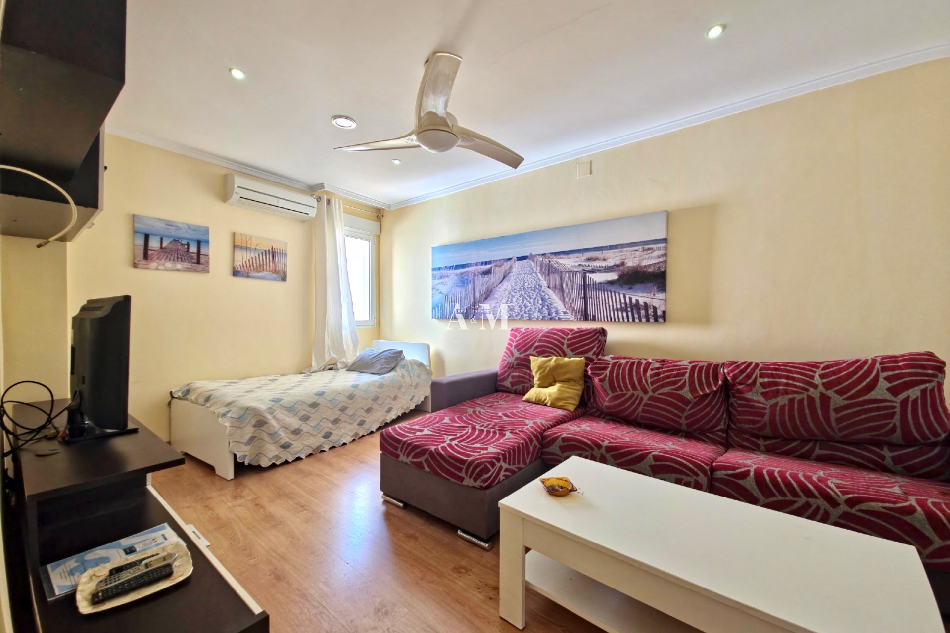 Alquiler a largo plazo - Apartamento / piso - Torrevieja - Centro