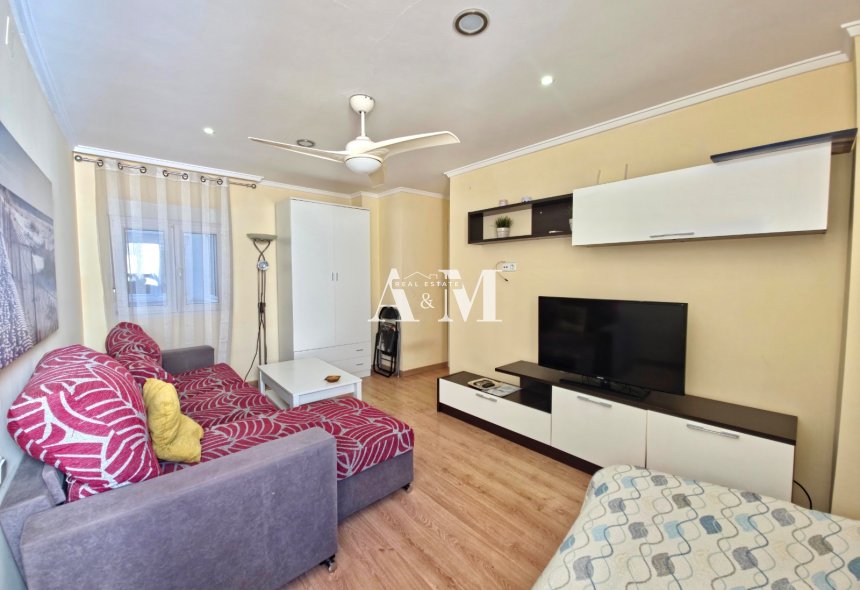 Alquiler a largo plazo - Apartamento / piso - Torrevieja - Centro