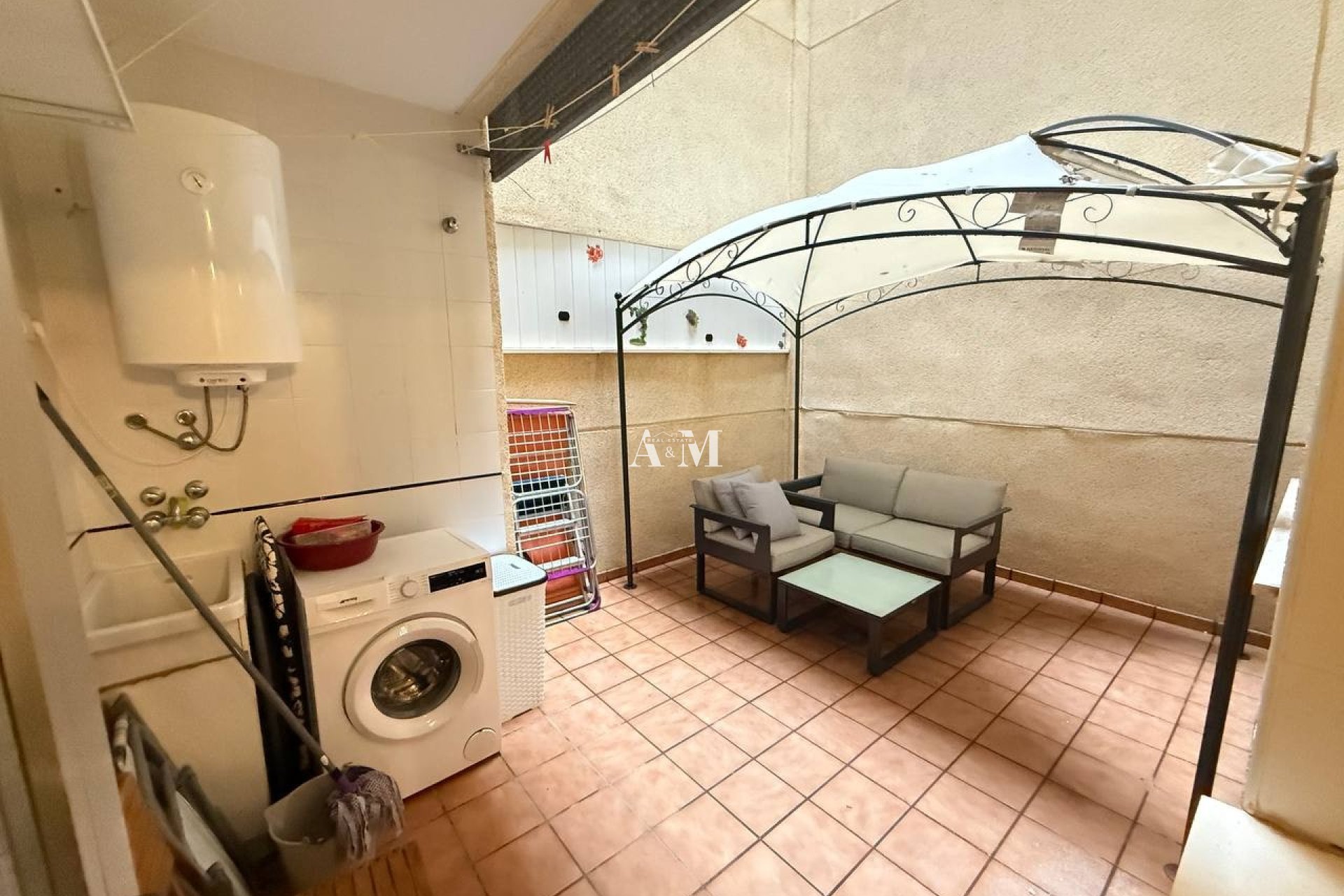 Alquiler a largo plazo - Apartamento / piso - Torrevieja - Centro