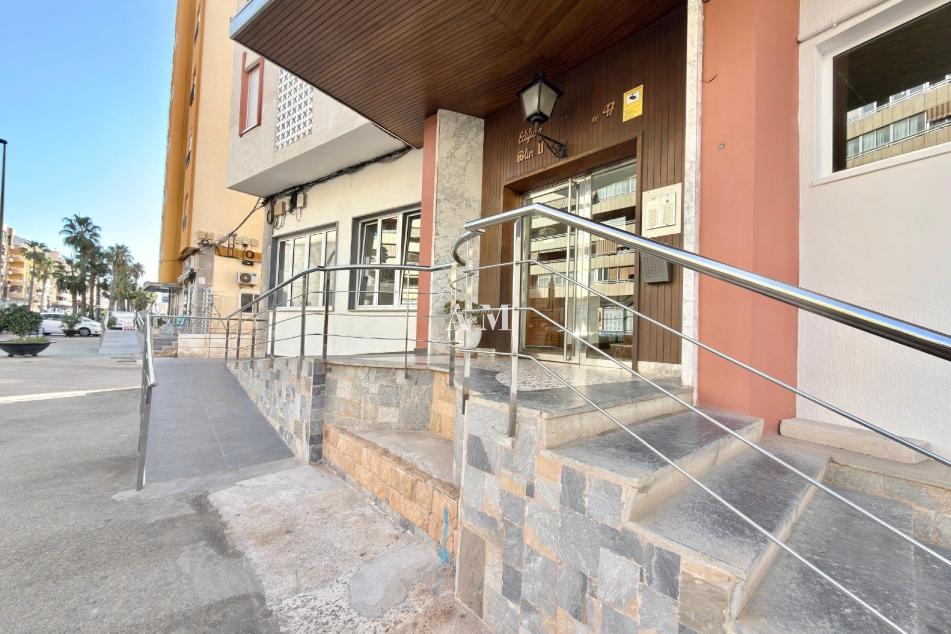 Alquiler a largo plazo - Apartamento / piso - Torrevieja - El Acequión - Los Náufragos
