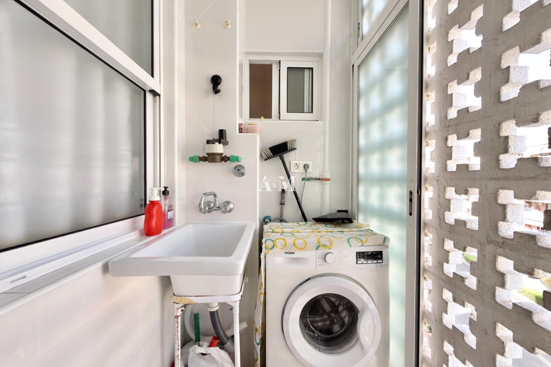 Alquiler a largo plazo - Apartamento / piso - Torrevieja - El Acequión - Los Náufragos