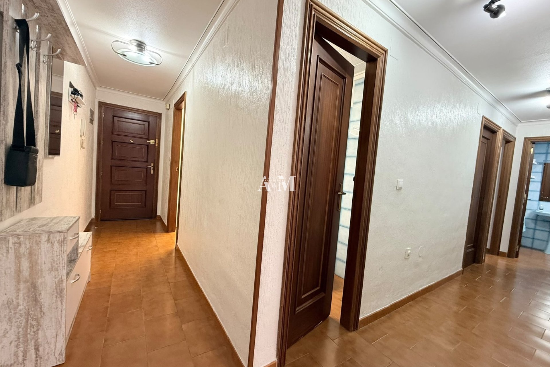 Alquiler a largo plazo - Apartamento / piso - Torrevieja - El Acequión - Los Náufragos