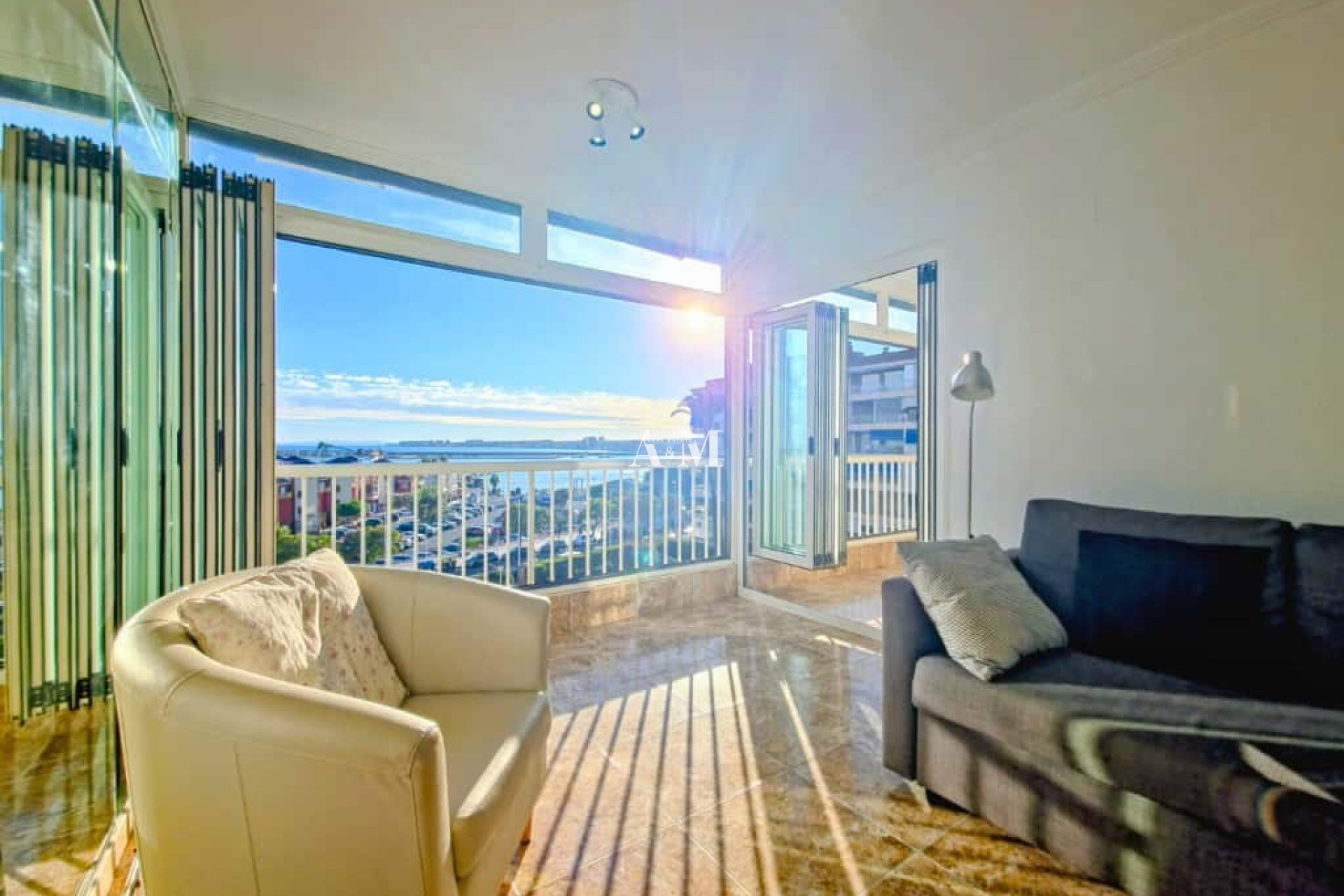 Alquiler a largo plazo - Apartamento / piso - Torrevieja - El Acequión - Los Náufragos