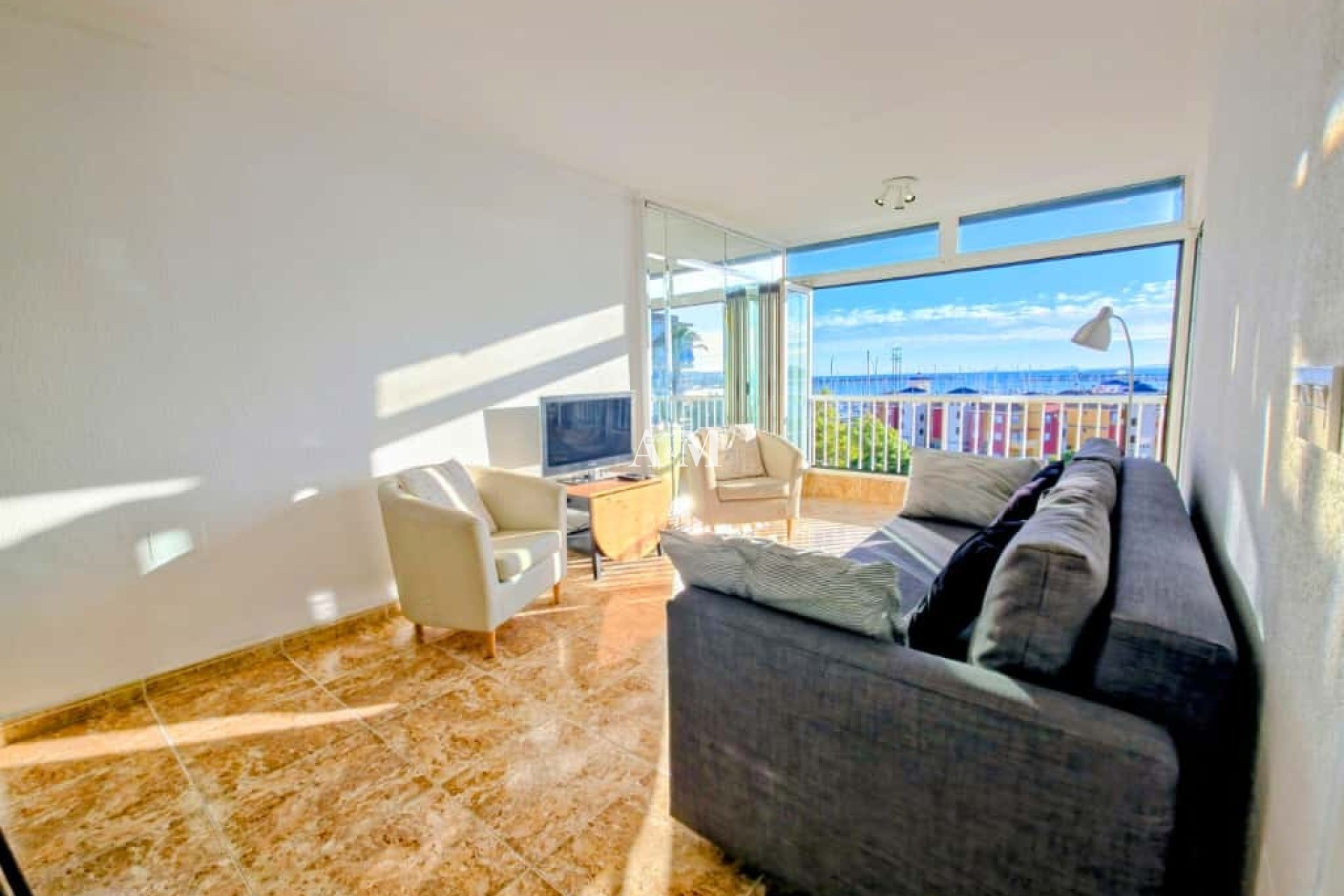 Alquiler a largo plazo - Apartamento / piso - Torrevieja - El Acequión - Los Náufragos