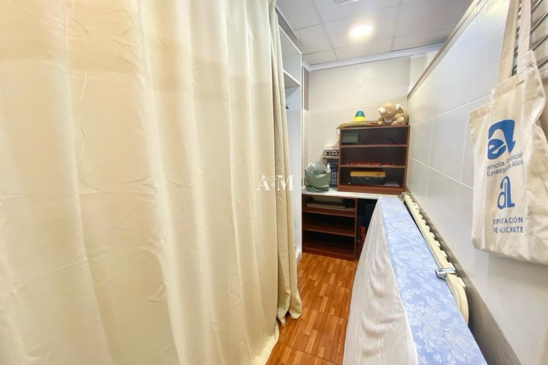 Alquiler a largo plazo - Apartamento / piso - Torrevieja - El Acequión - Los Náufragos