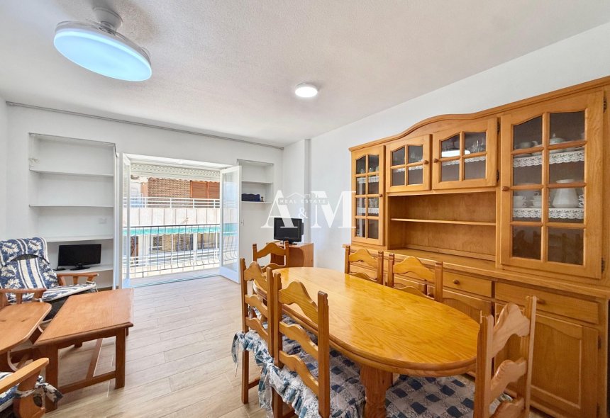 Alquiler a largo plazo - Apartamento / piso - Torrevieja - El Acequión - Los Náufragos