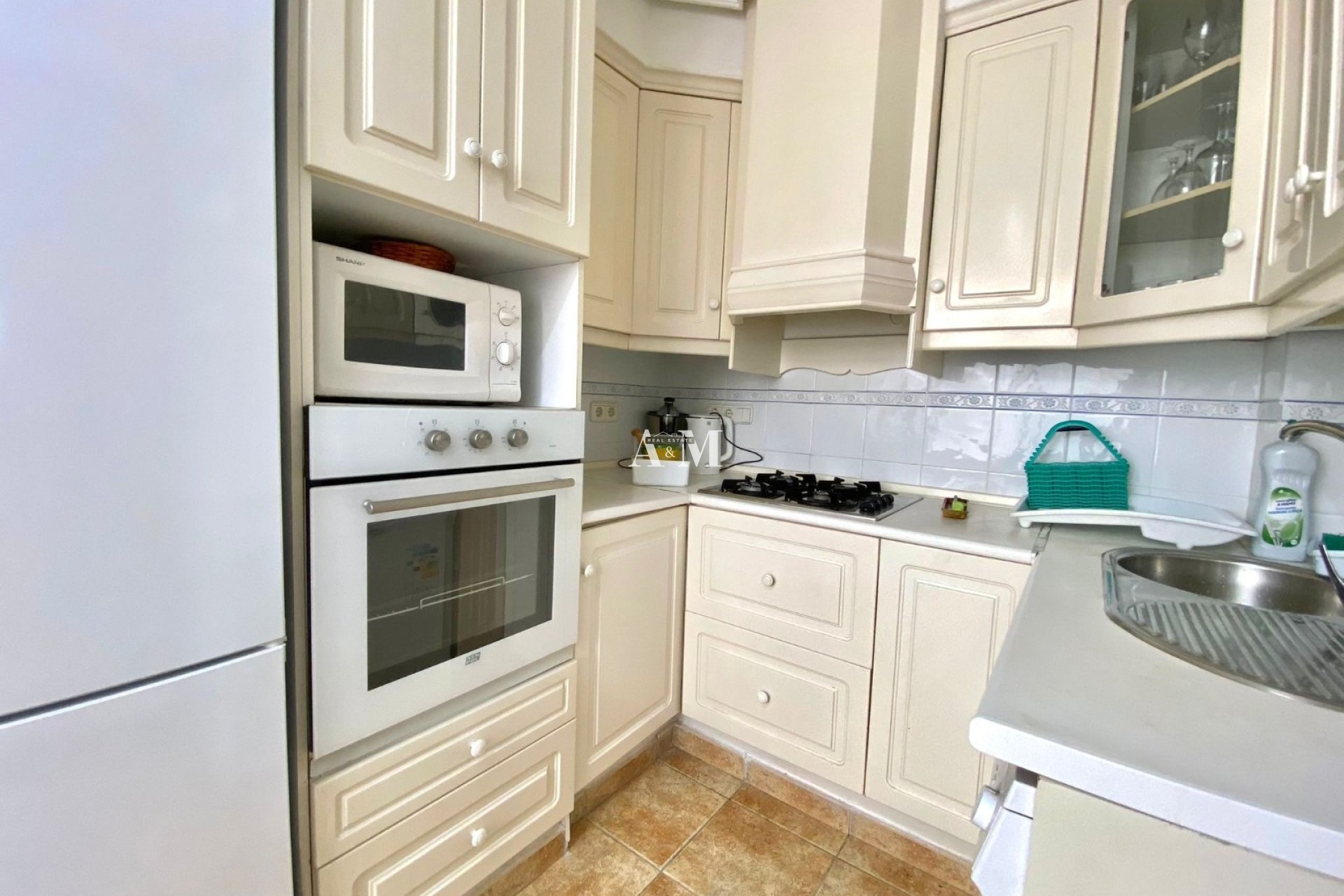 Alquiler a largo plazo - Apartamento / piso - Torrevieja - El Acequión - Los Náufragos