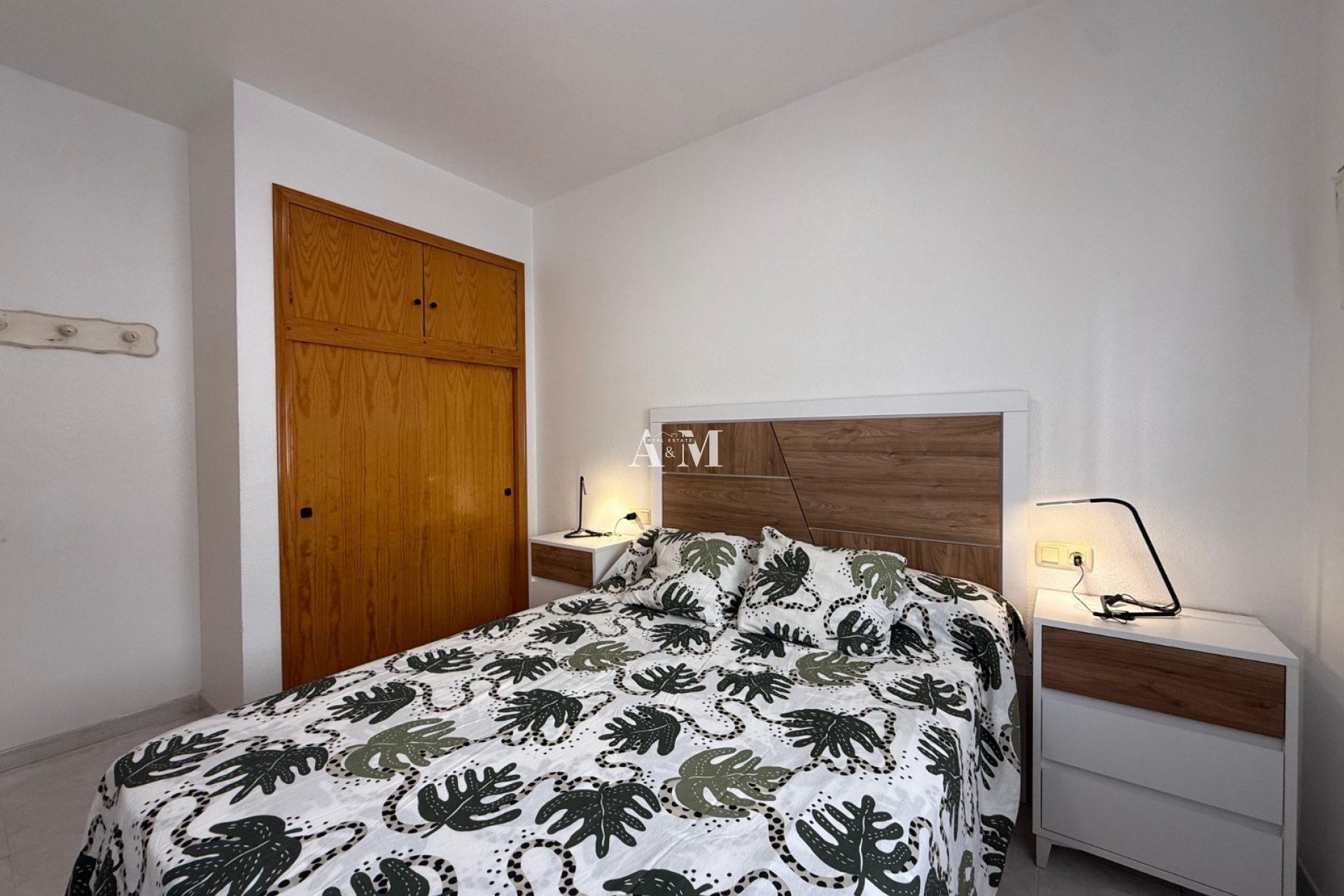 Alquiler a largo plazo - Apartamento / piso - Torrevieja - El Acequión - Los Náufragos