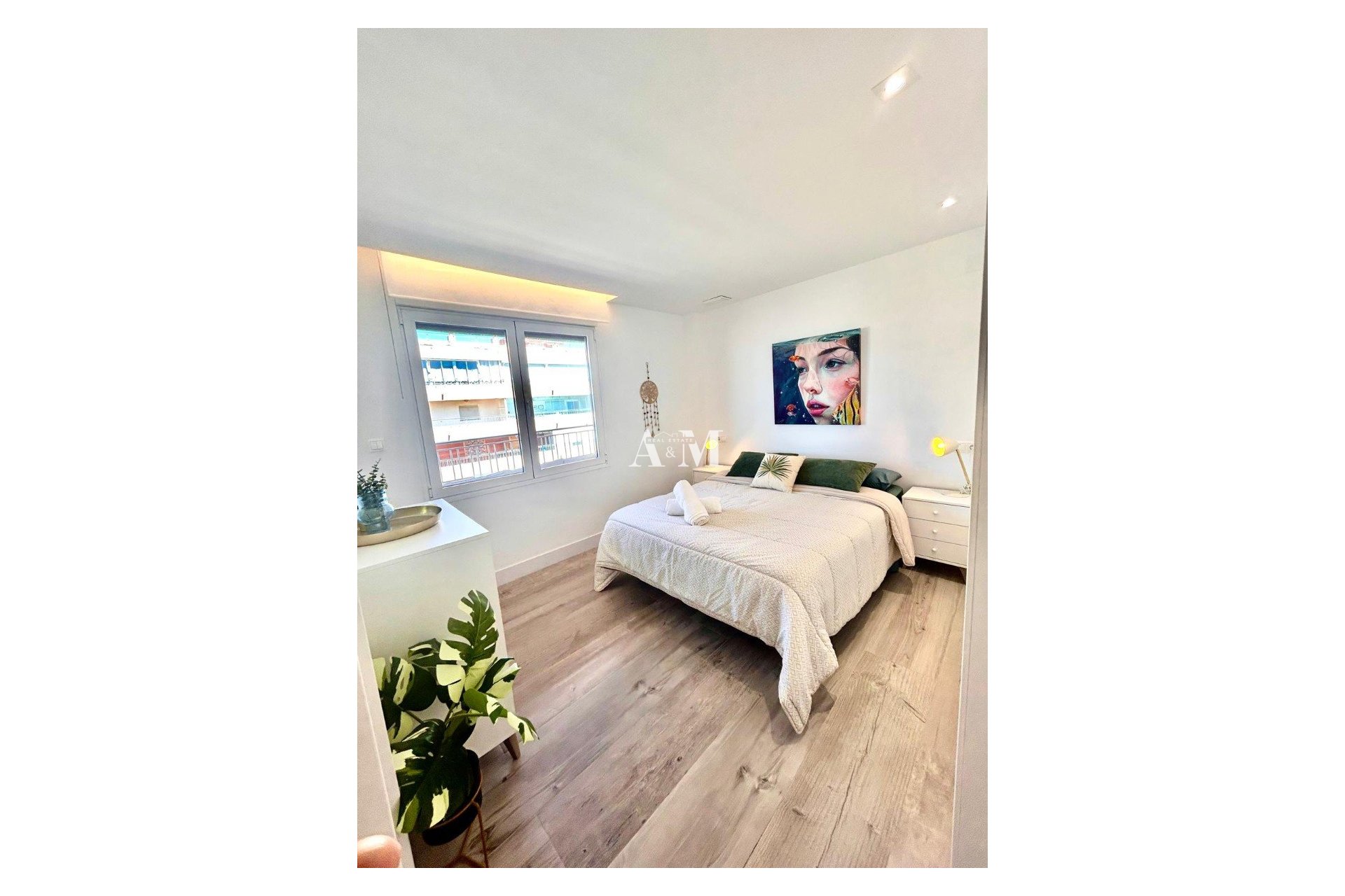 Alquiler a largo plazo - Apartamento / piso - Torrevieja - El Acequión - Los Náufragos