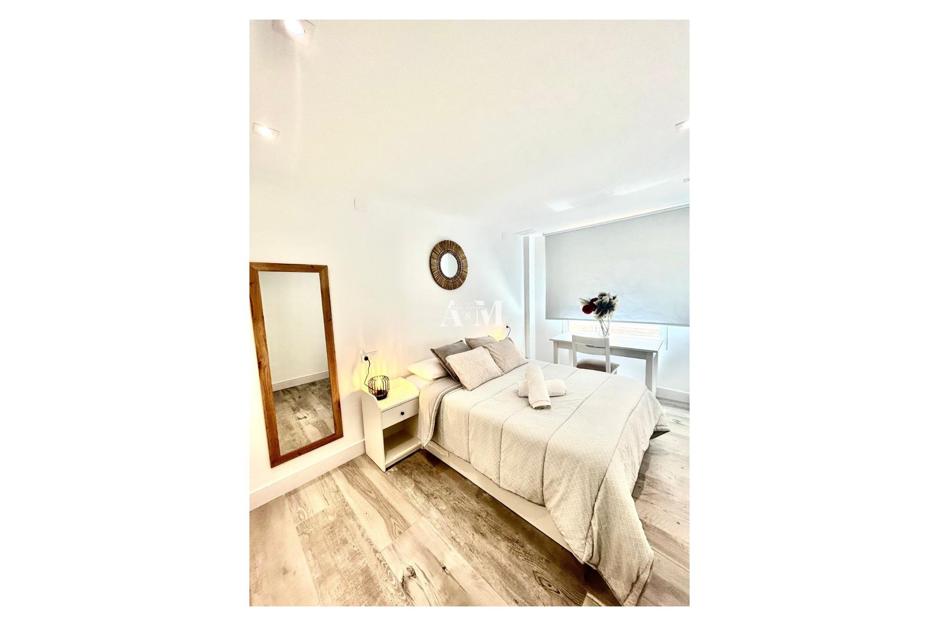 Alquiler a largo plazo - Apartamento / piso - Torrevieja - El Acequión - Los Náufragos