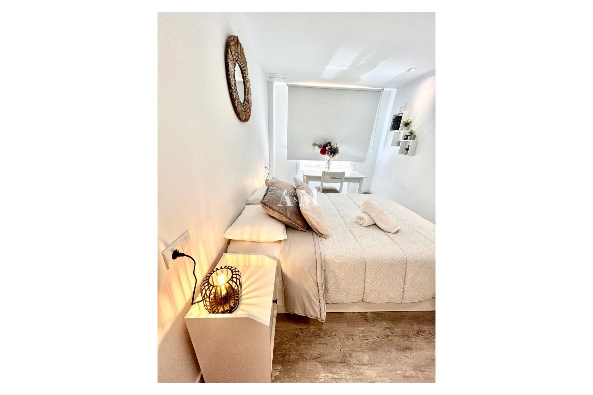 Alquiler a largo plazo - Apartamento / piso - Torrevieja - El Acequión - Los Náufragos