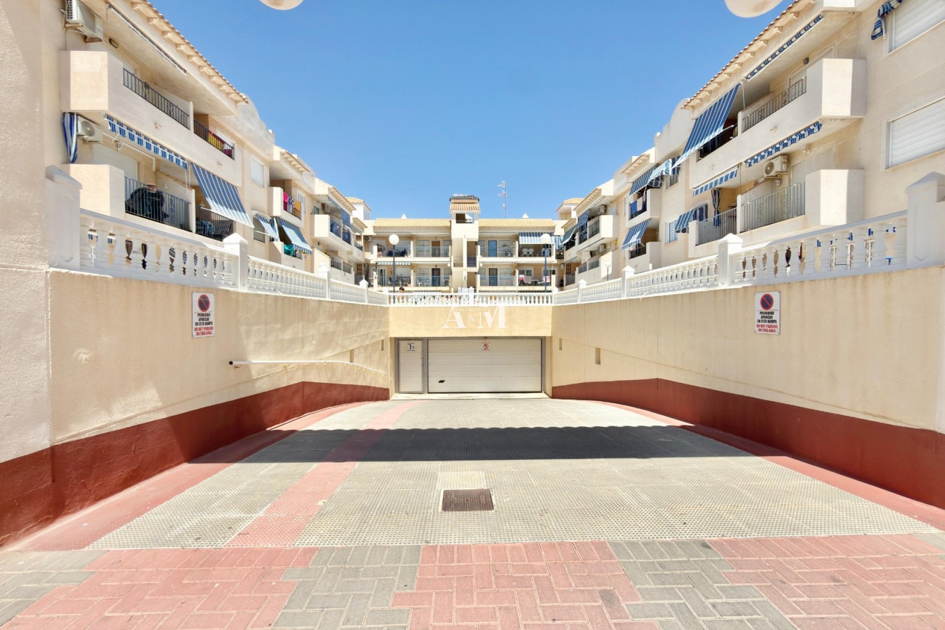 Alquiler a largo plazo - Apartamento / piso - Torrevieja - El Acequión - Los Náufragos