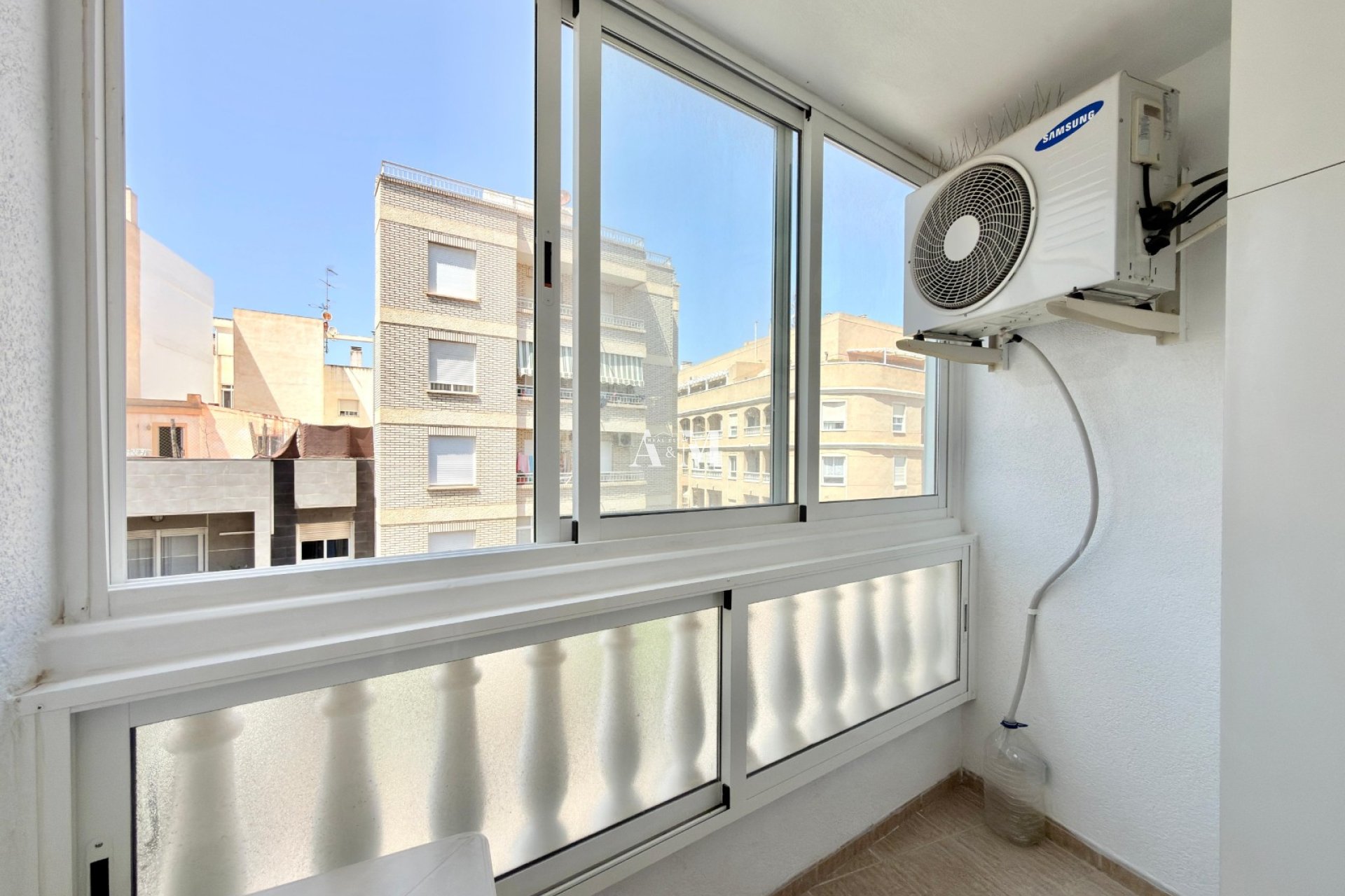 Alquiler a largo plazo - Apartamento / piso - Torrevieja - El Molino