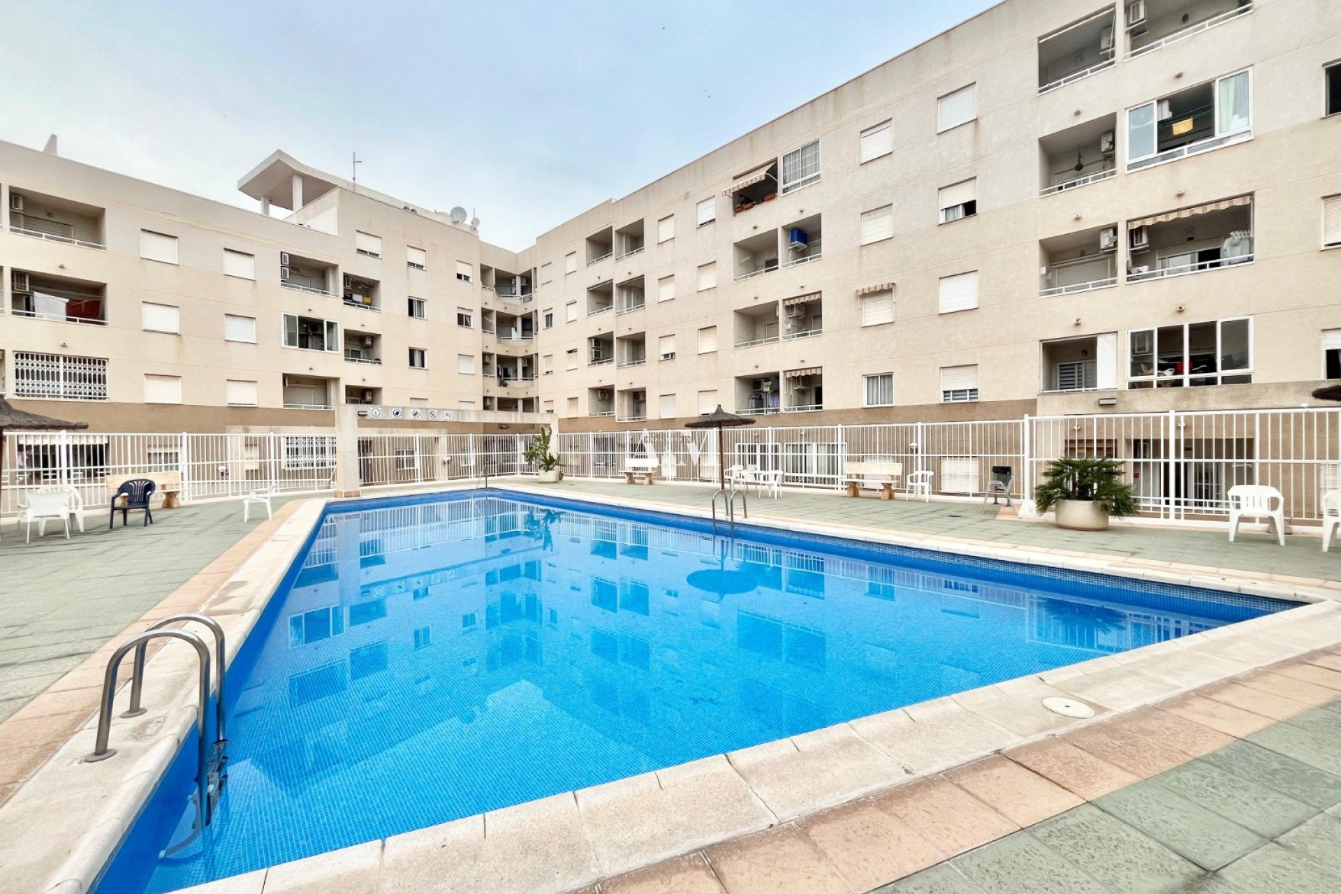 Alquiler a largo plazo - Apartamento / piso - Torrevieja - El Molino