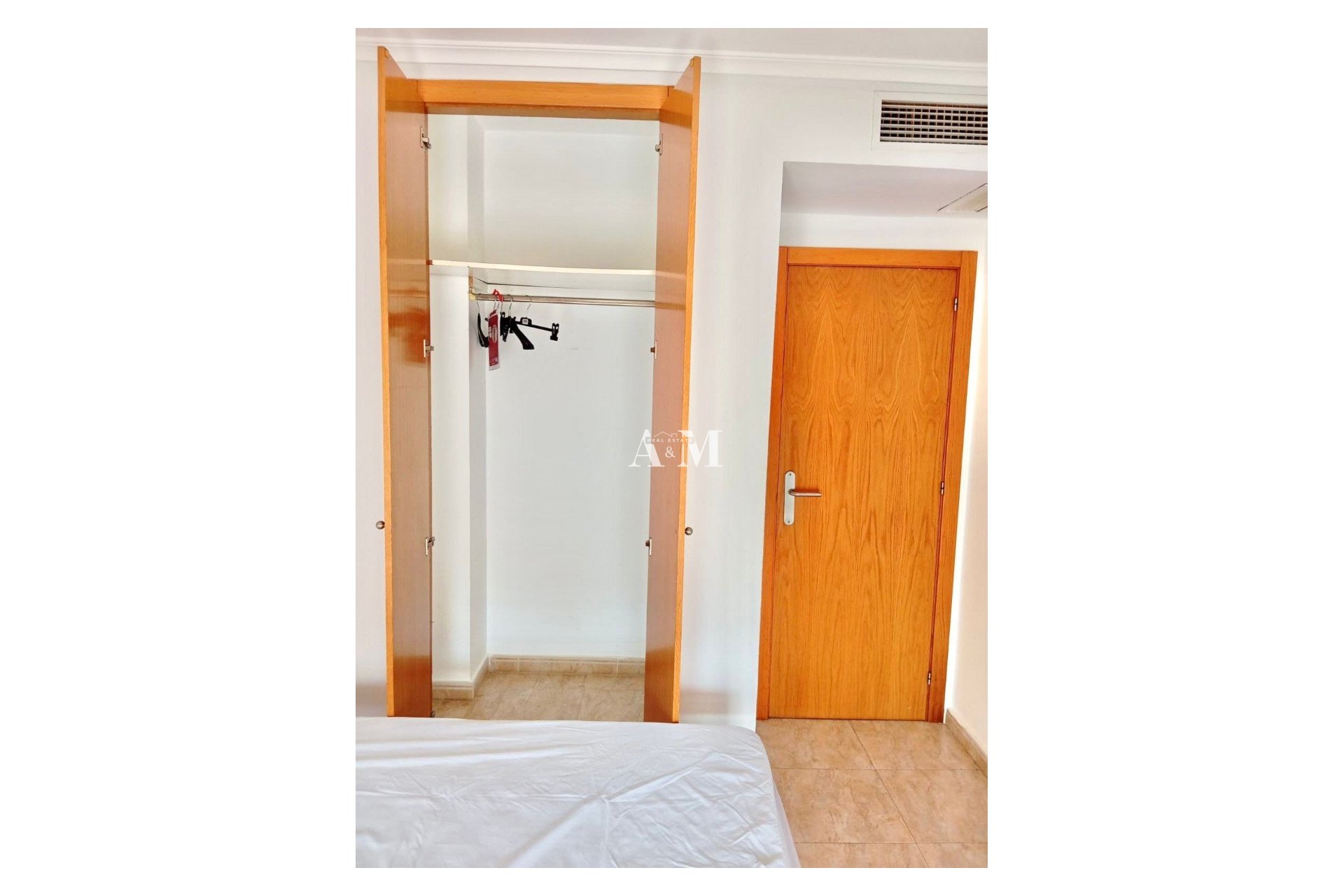 Alquiler a largo plazo - Apartamento / piso - Torrevieja - El Molino