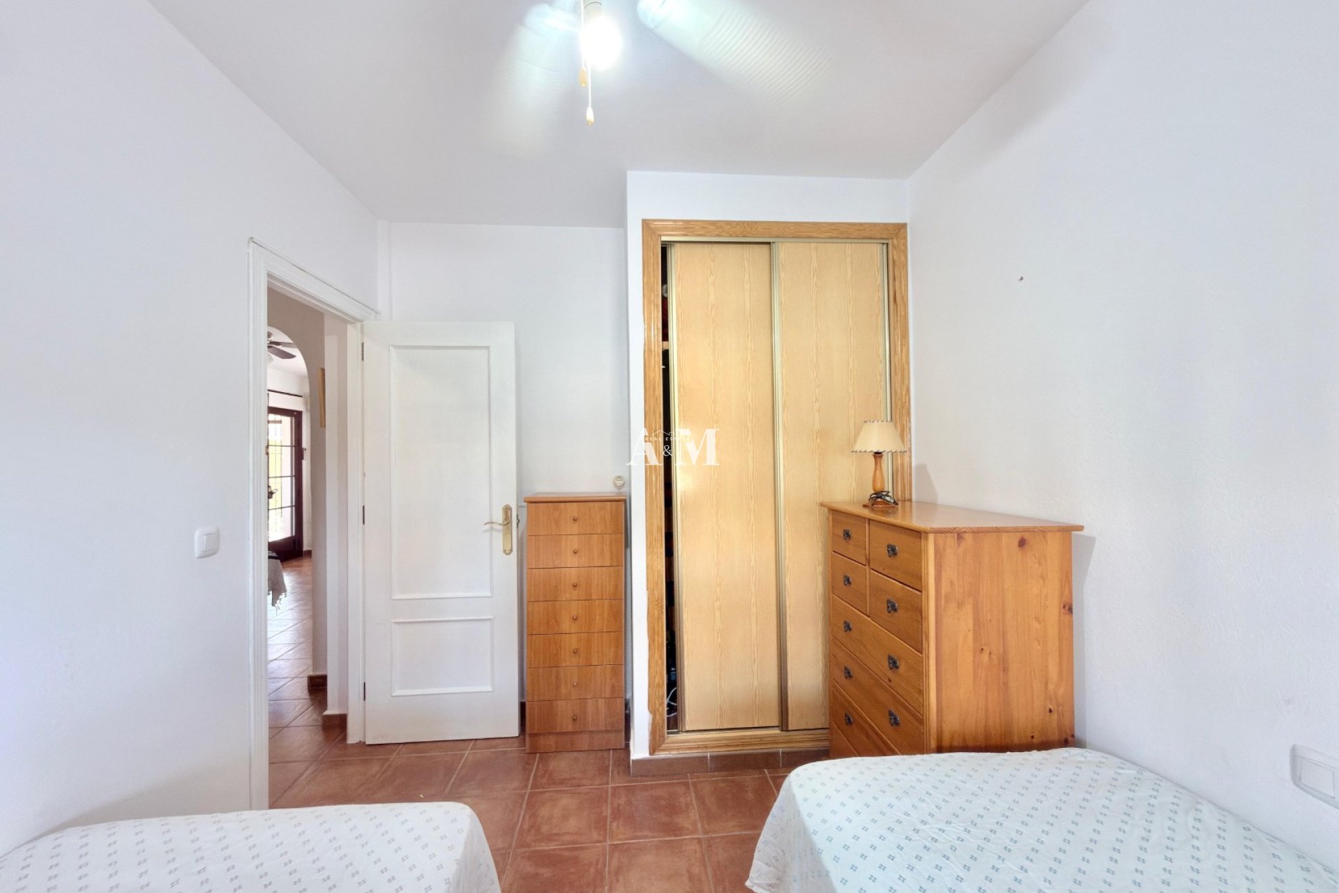 Alquiler a largo plazo - Apartamento / piso - Torrevieja - La Siesta - El Salado -  Torreta