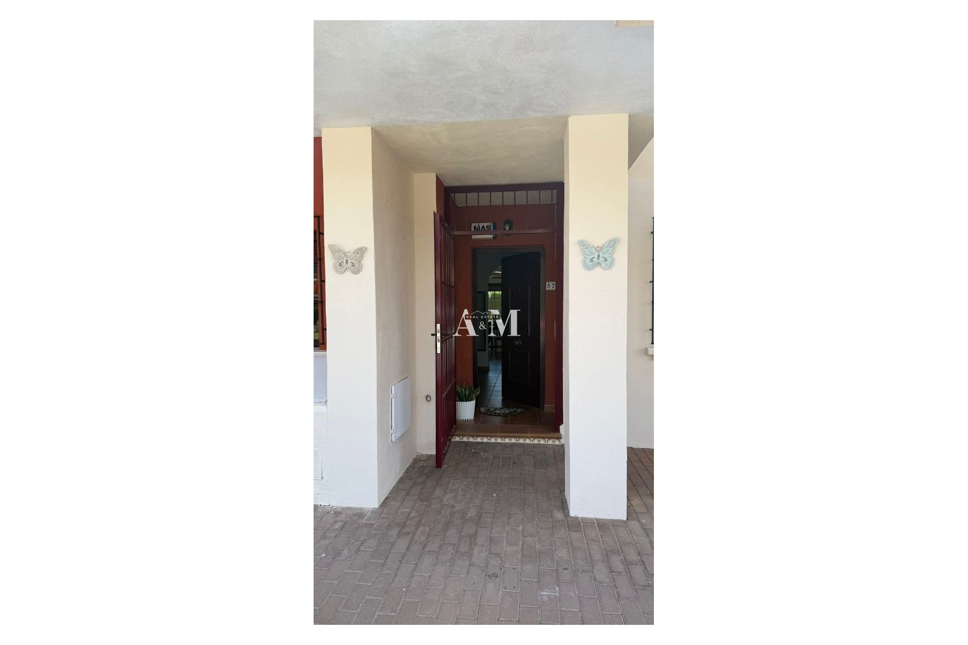 Alquiler a largo plazo - Apartamento / piso - Torrevieja - La Siesta - El Salado -  Torreta