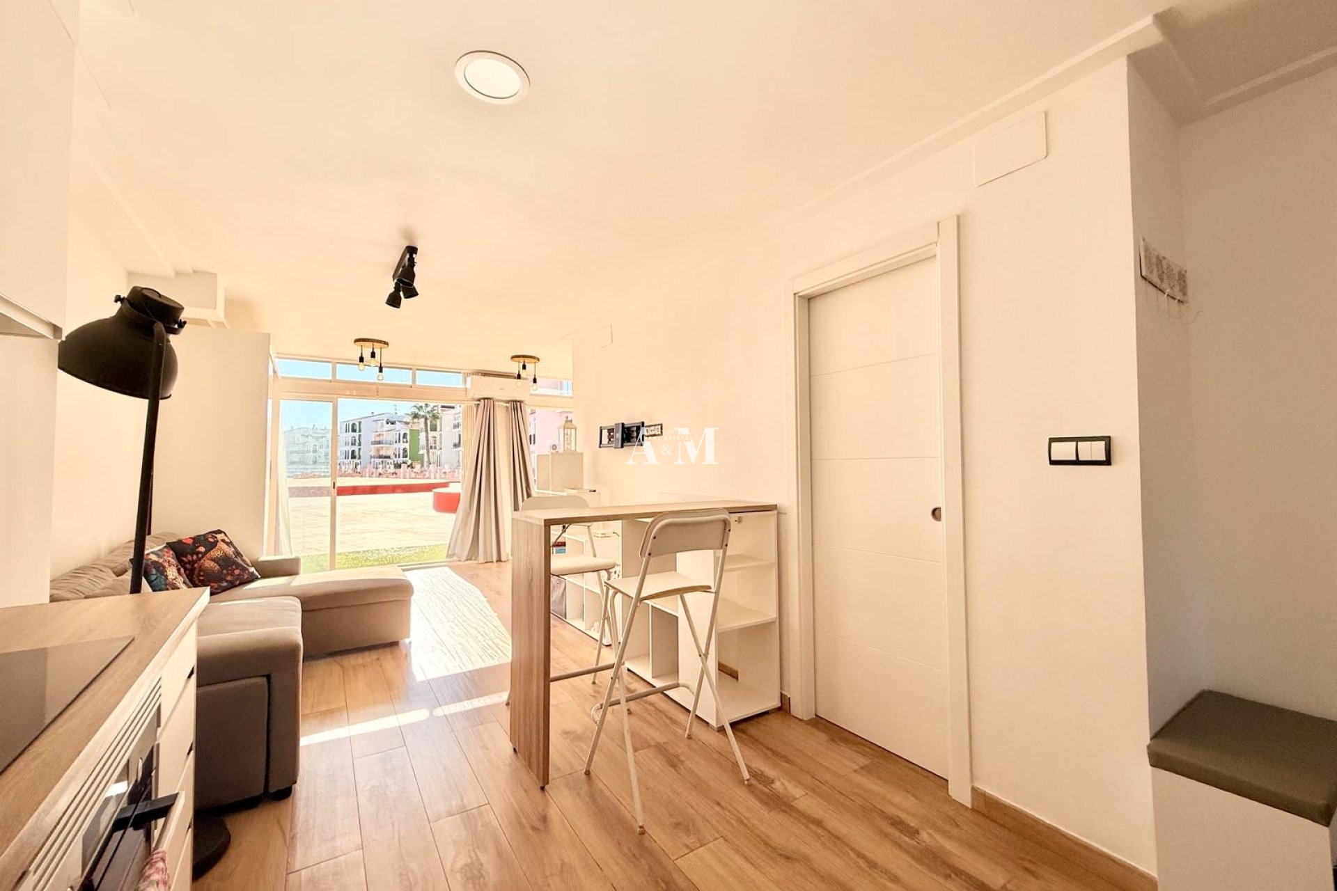 Alquiler a largo plazo - Apartamento / piso - Torrevieja - La Veleta