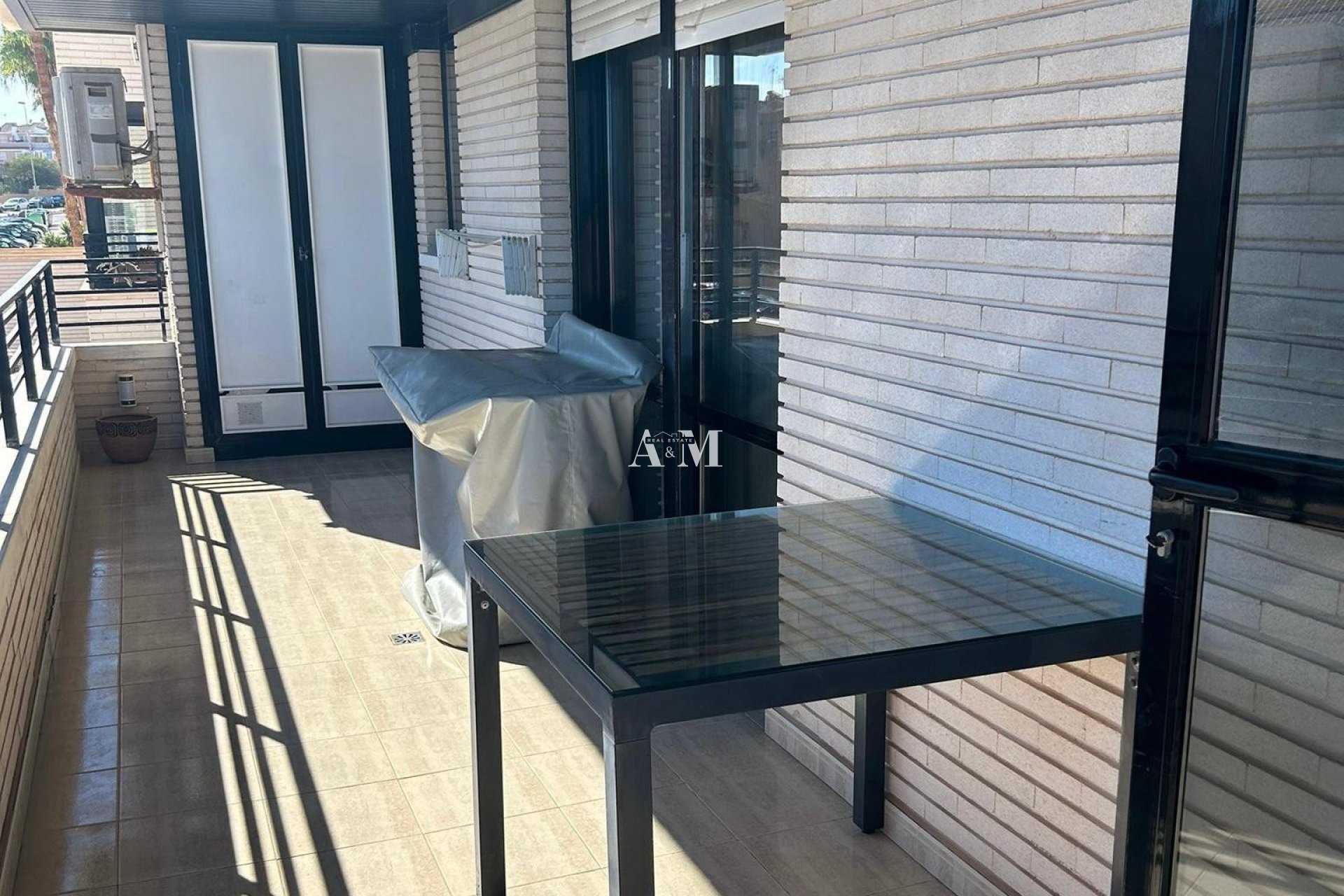 Alquiler a largo plazo - Apartamento / piso - Torrevieja - La Veleta