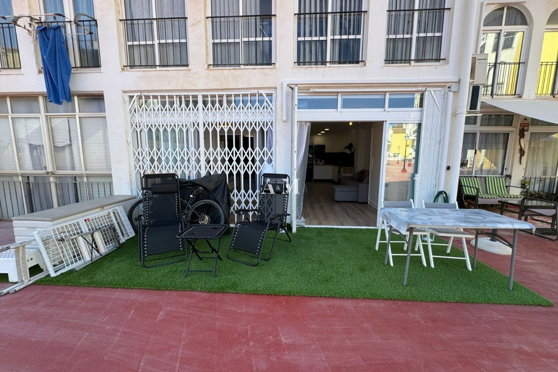 Alquiler a largo plazo - Apartamento / piso - Torrevieja - La Veleta