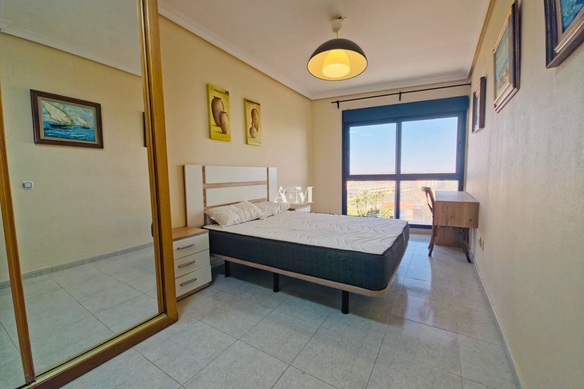 Alquiler a largo plazo - Apartamento / piso - Torrevieja - La Veleta