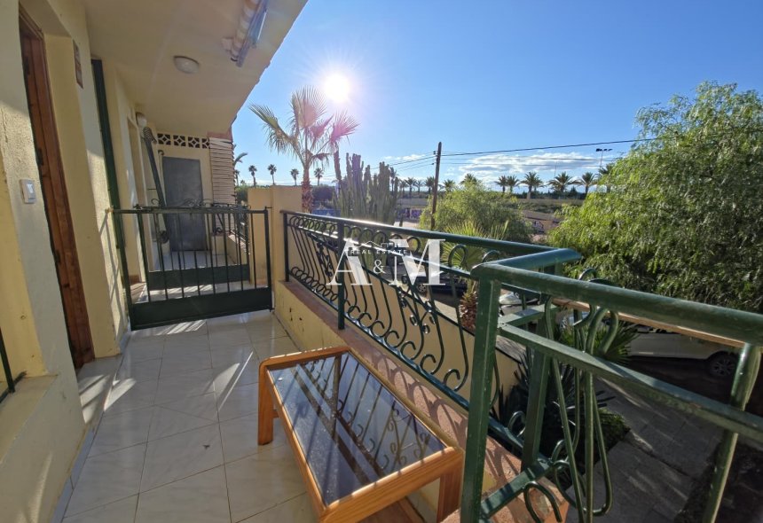 Alquiler a largo plazo - Apartamento / piso - Torrevieja - La Veleta