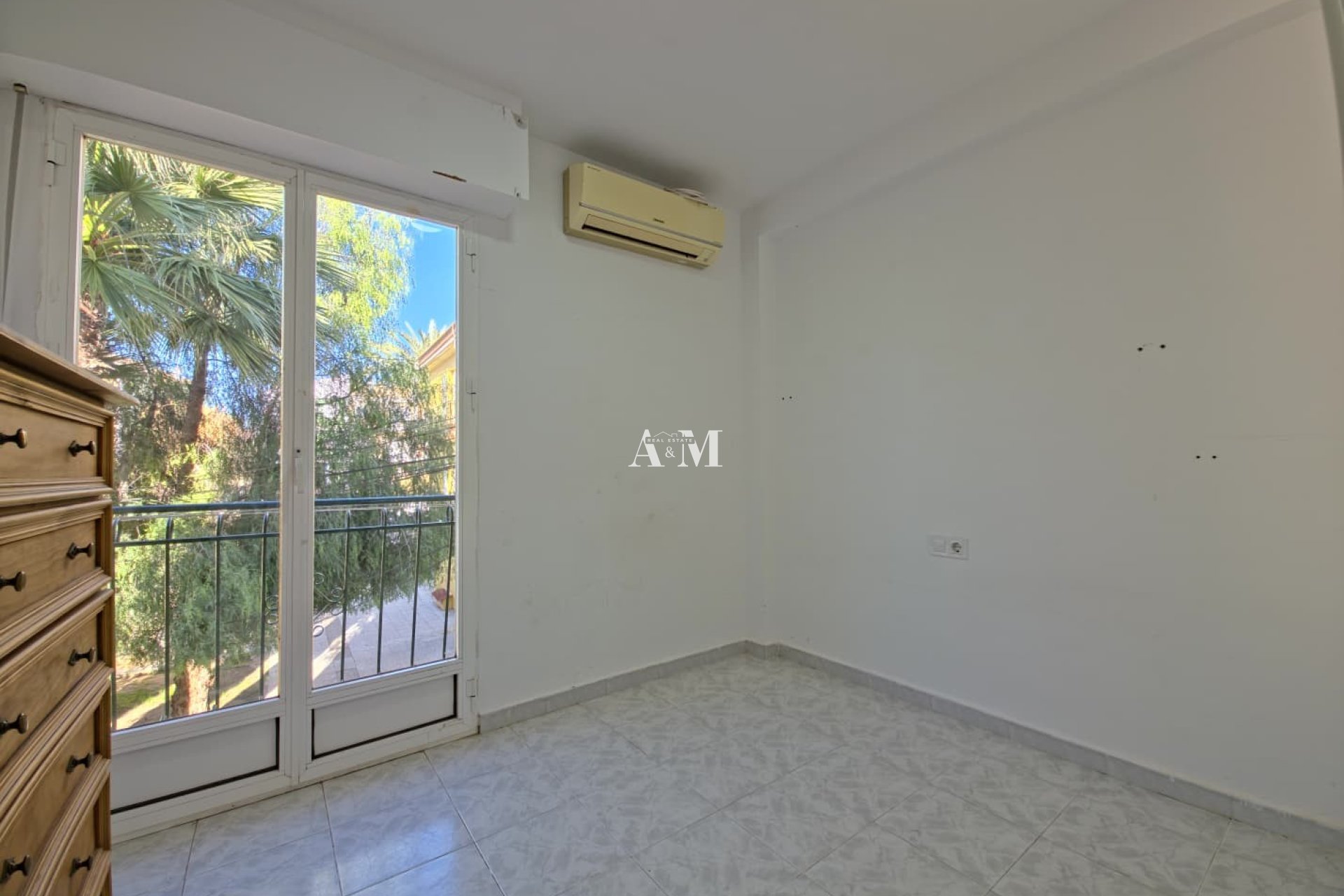 Alquiler a largo plazo - Apartamento / piso - Torrevieja - La Veleta