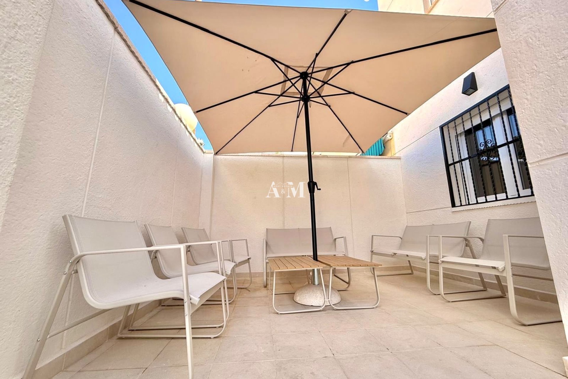 Alquiler a largo plazo - Apartamento / piso - Torrevieja - Los Balcones - Los Altos del Edén
