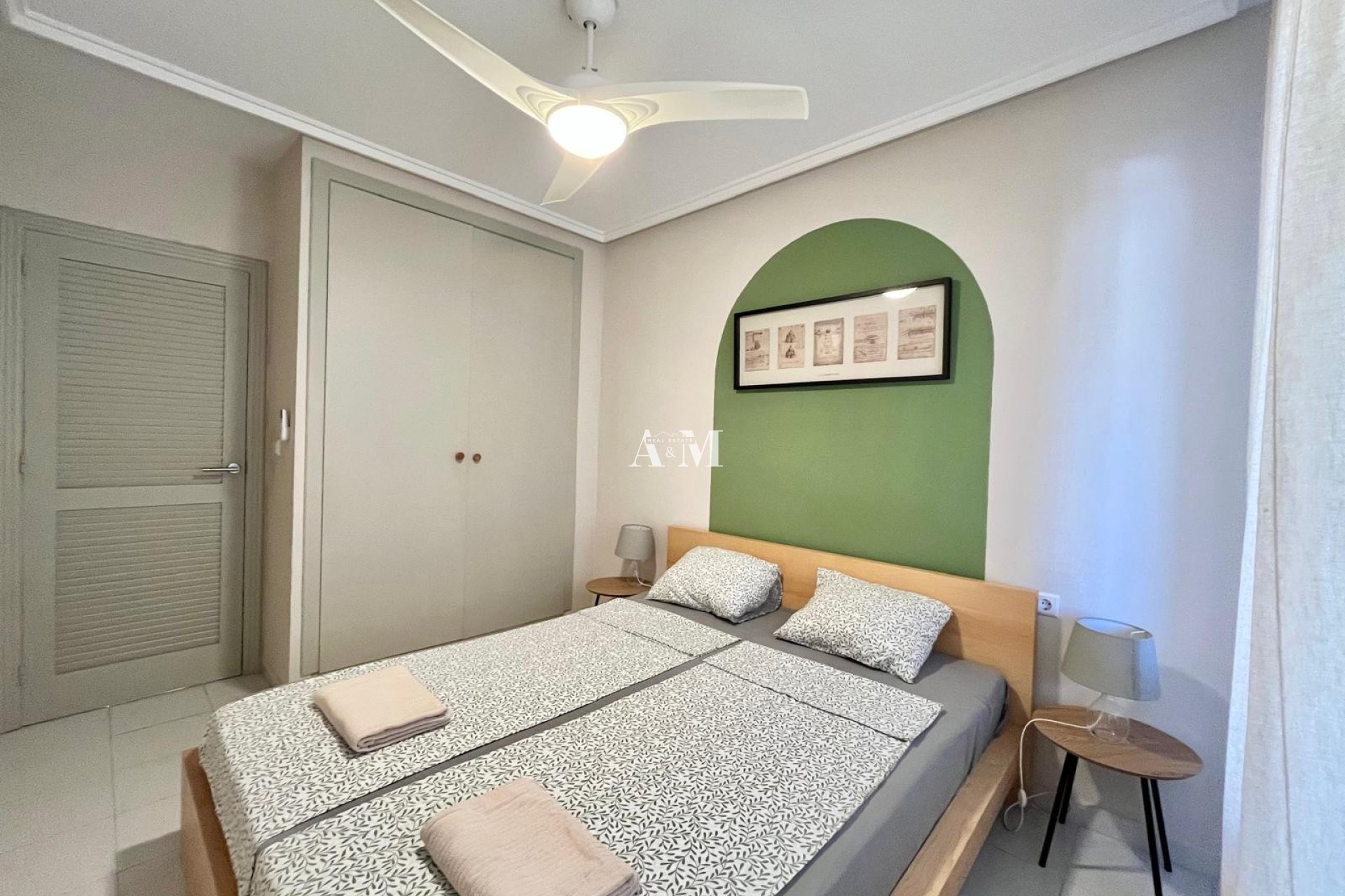 Alquiler a largo plazo - Apartamento / piso - Torrevieja - Playa de los Locos