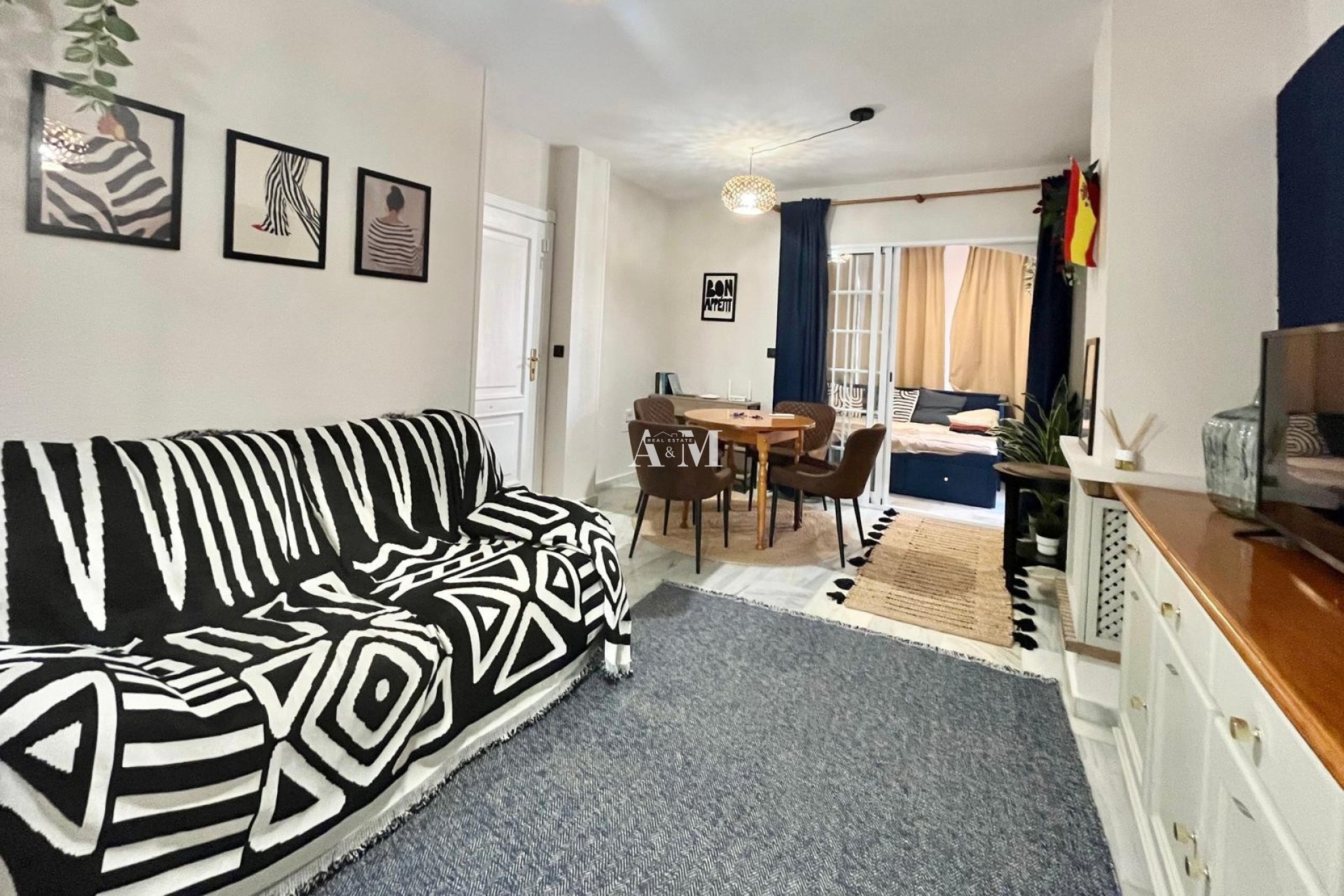 Alquiler a largo plazo - Apartamento / piso - Torrevieja - Playa de los Locos