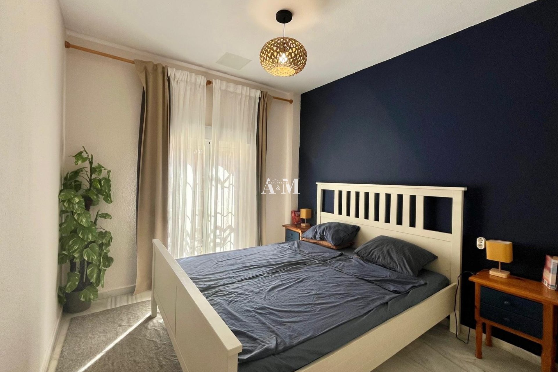 Alquiler a largo plazo - Apartamento / piso - Torrevieja - Playa de los Locos