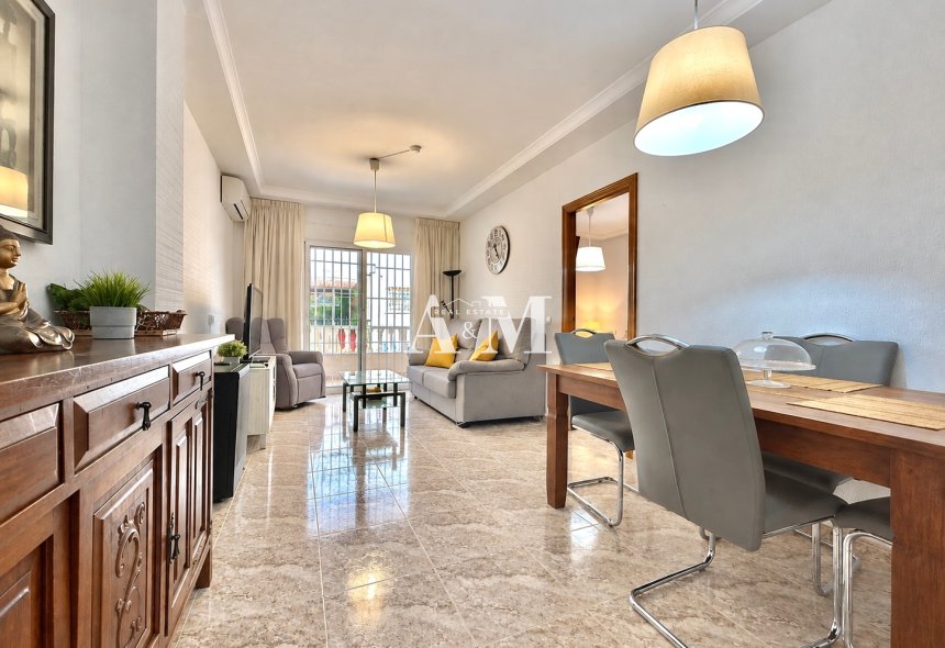 Alquiler a largo plazo - Apartamento / piso - Torrevieja - Playa de los Locos