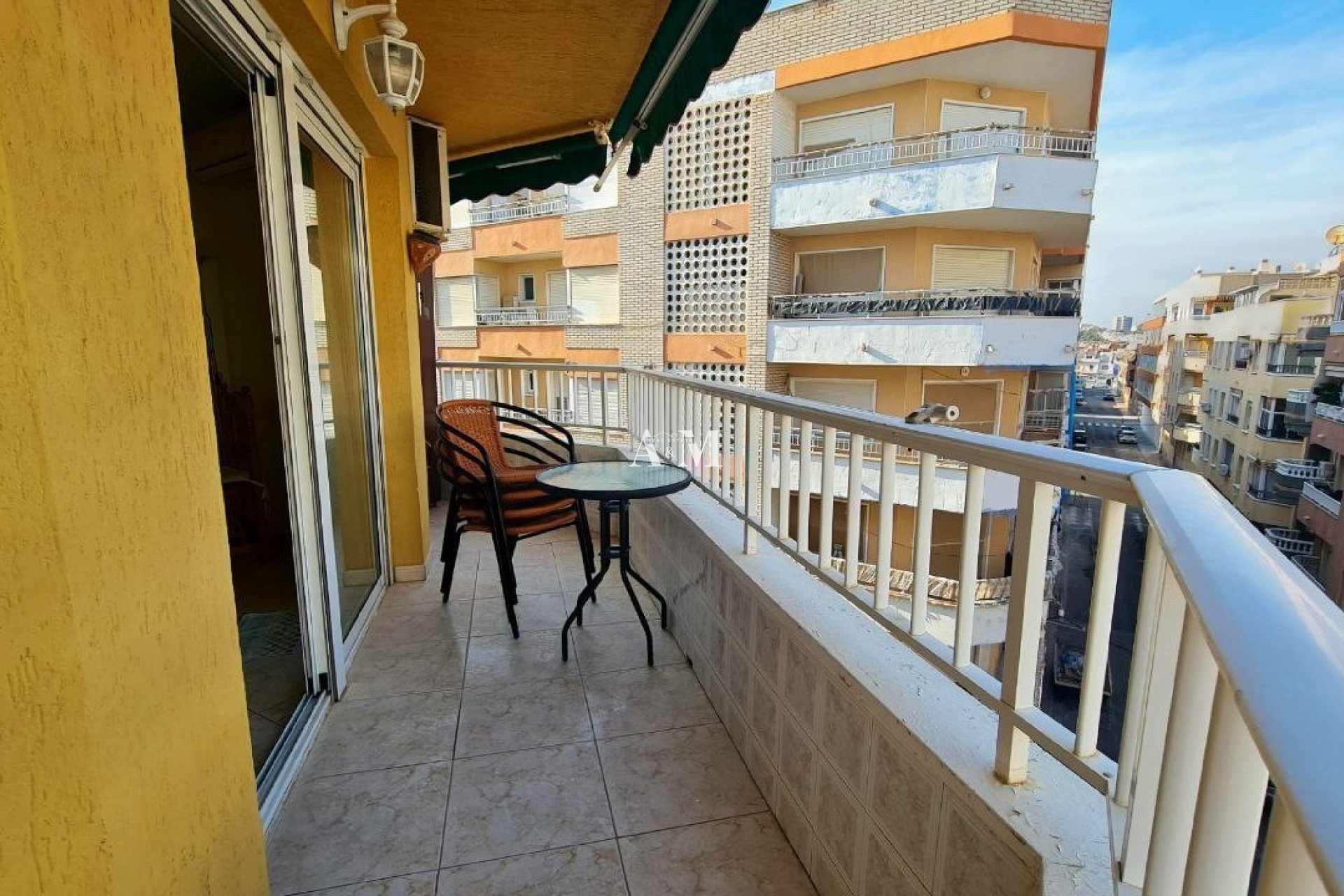 Alquiler a largo plazo - Apartamento / piso - Torrevieja - Playa de los Locos