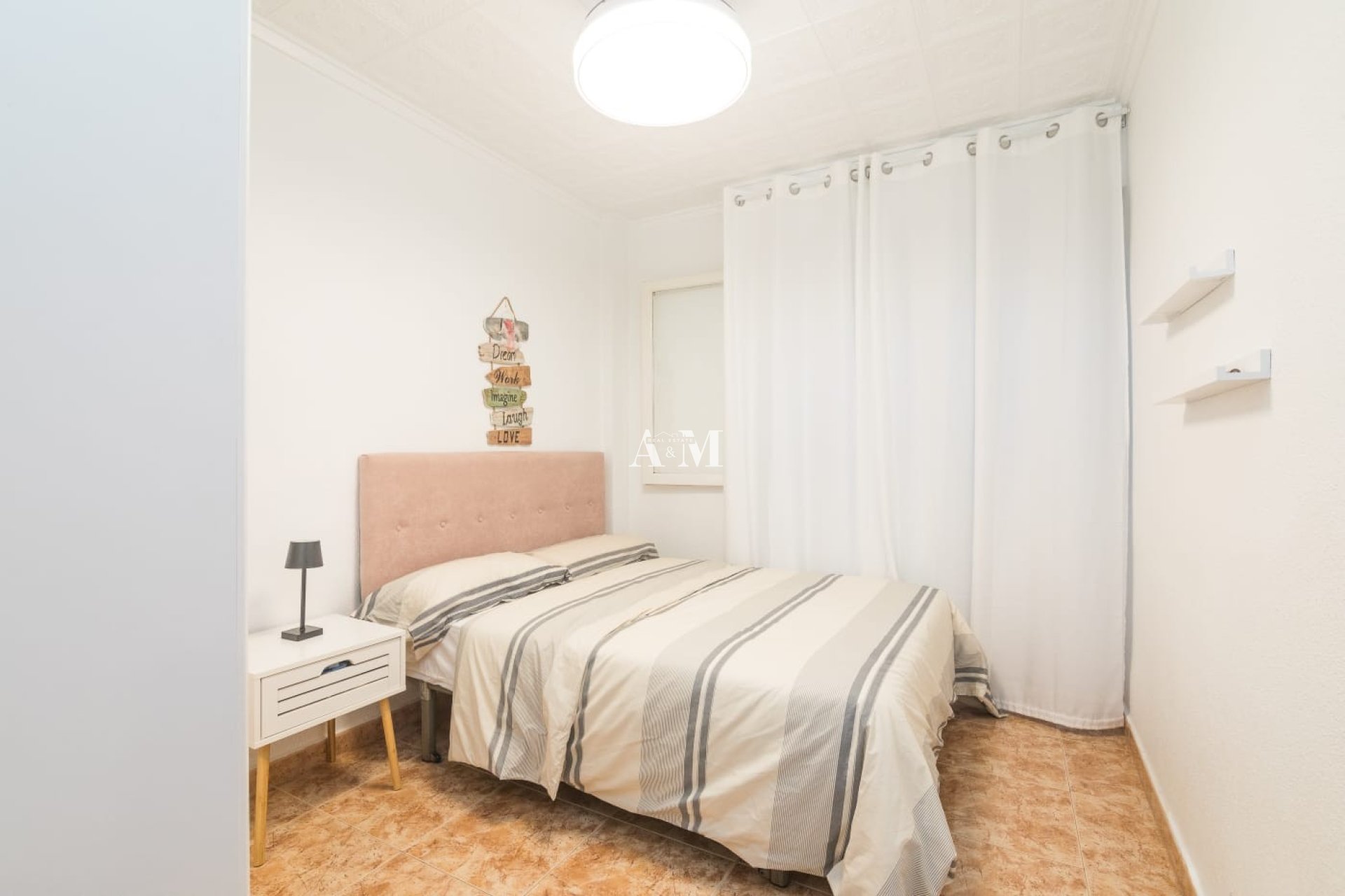 Alquiler a largo plazo - Apartamento / piso - Torrevieja - Playa de los Locos