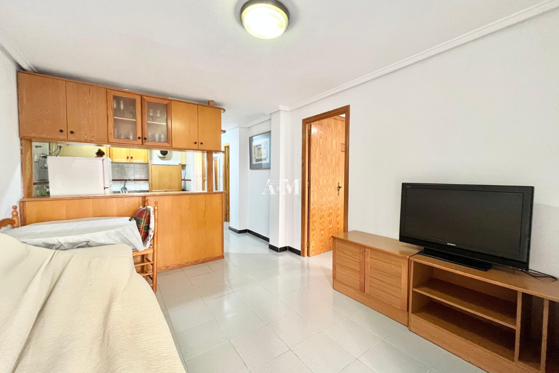 Alquiler a largo plazo - Apartamento / piso - Torrevieja - Playa de los Locos