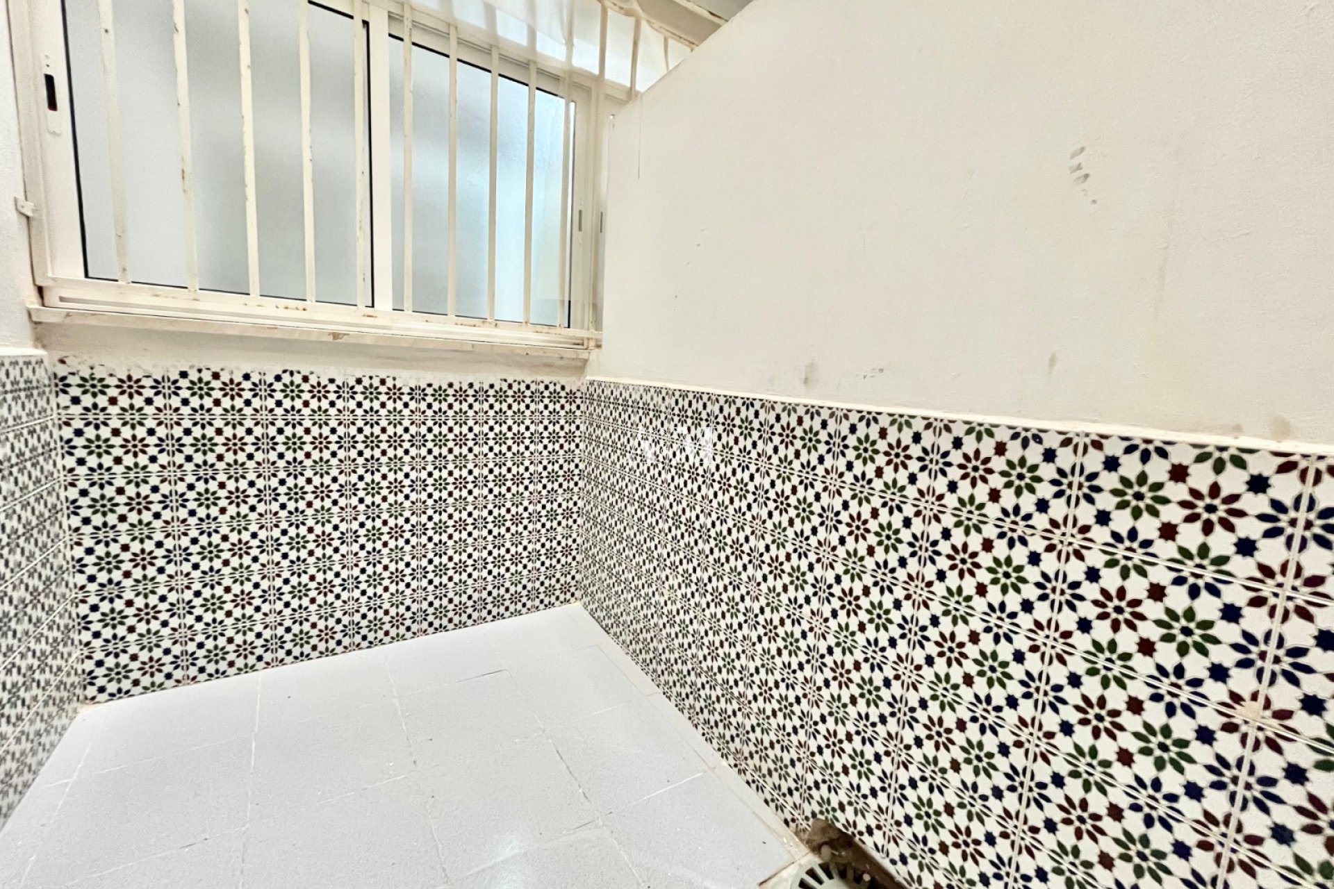 Alquiler a largo plazo - Apartamento / piso - Torrevieja - Playa de los Locos