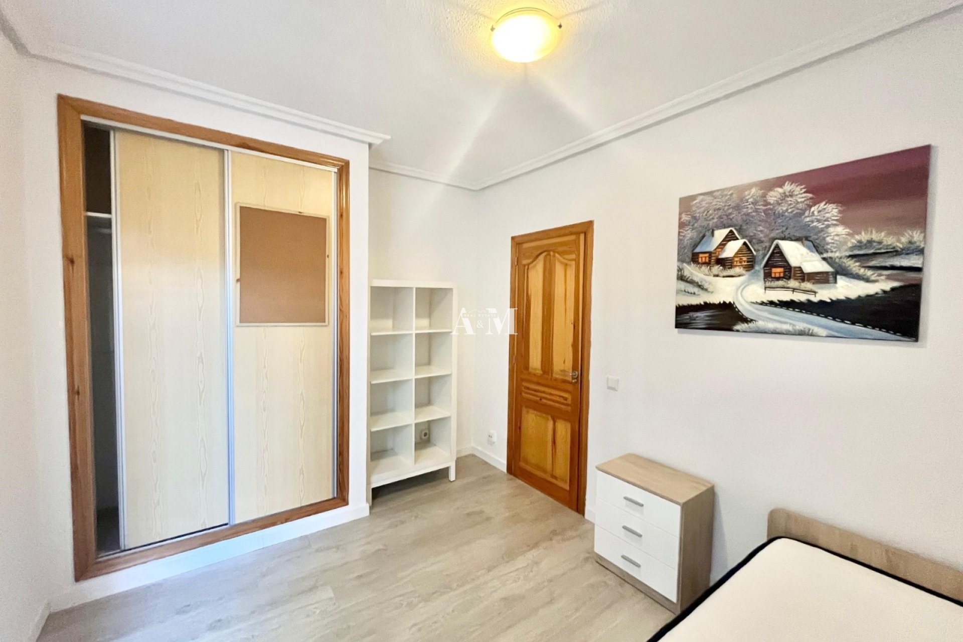 Alquiler a largo plazo - Apartamento / piso - Torrevieja - Playa de los Locos