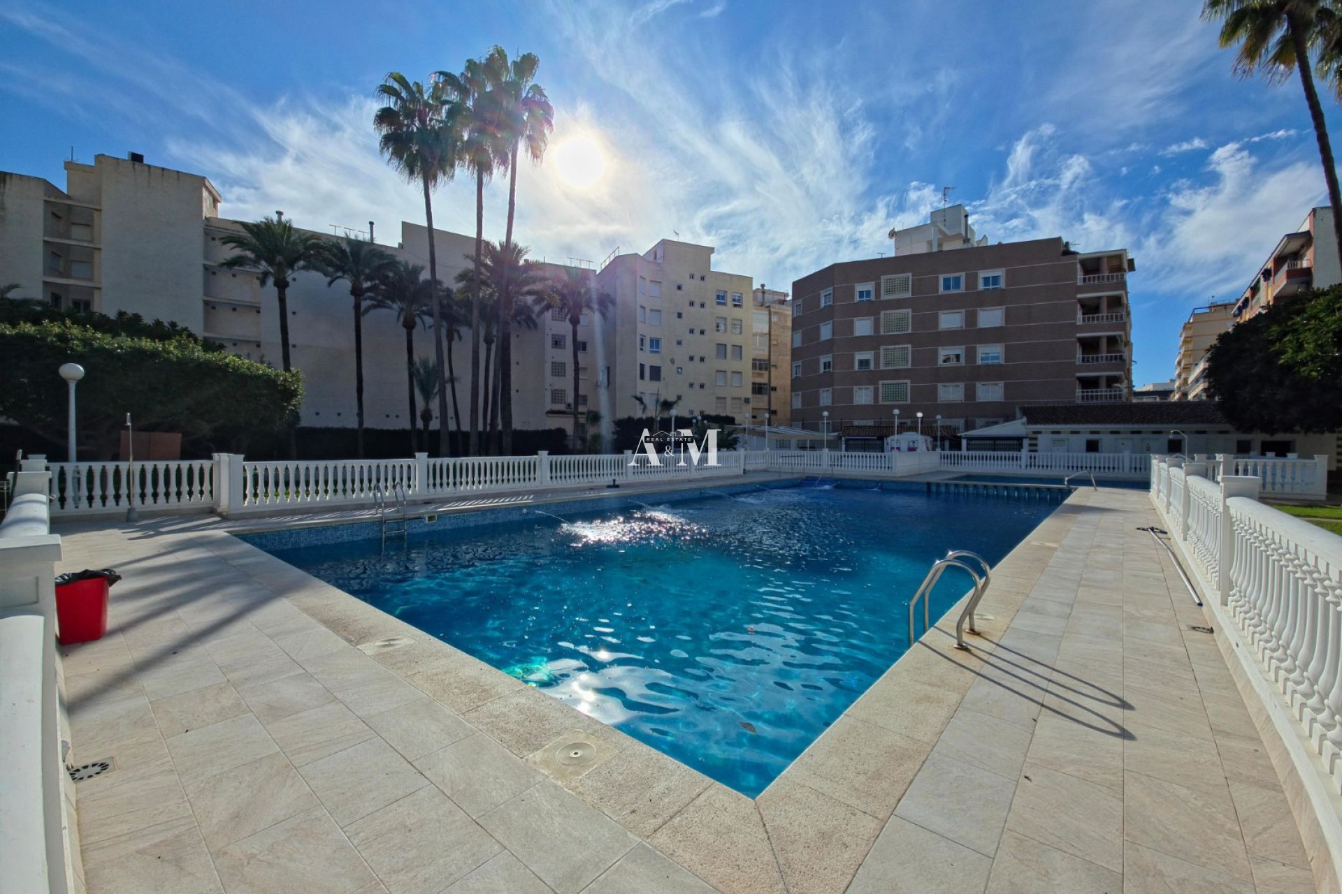 Alquiler a largo plazo - Apartamento / piso - Torrevieja - Playa de los Locos