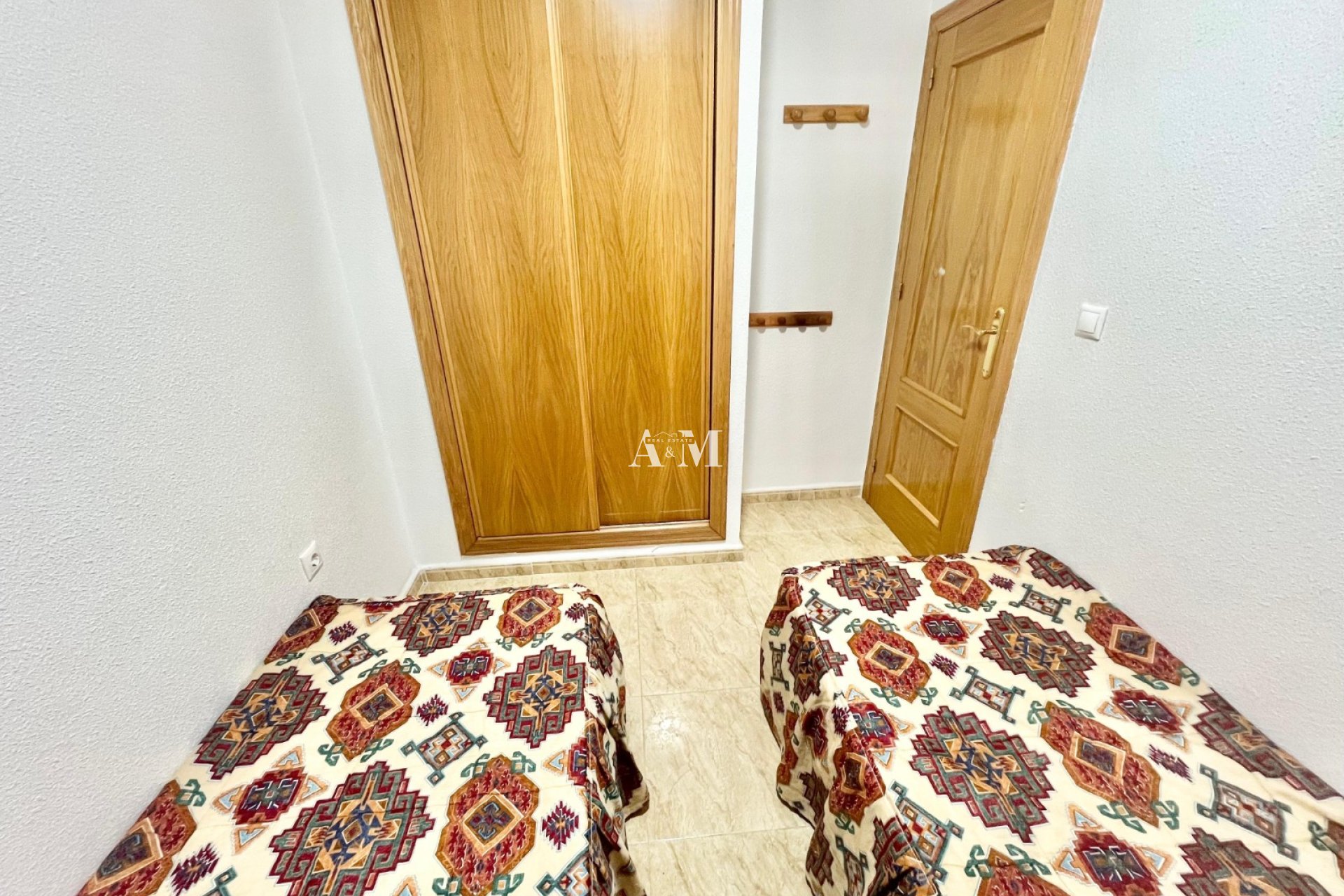 Alquiler a largo plazo - Apartamento / piso - Torrevieja - Playa de los Locos