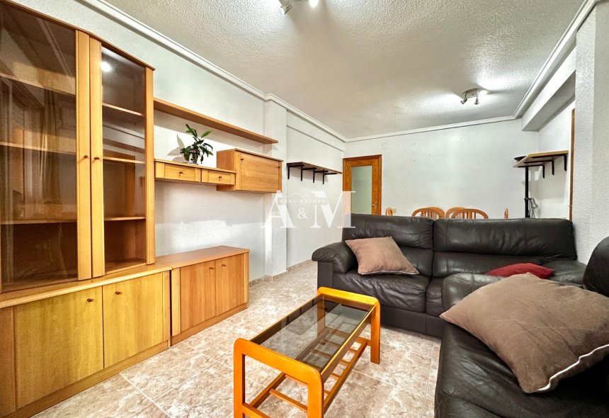 Alquiler a largo plazo - Apartamento / piso - Torrevieja - Playa de los Locos