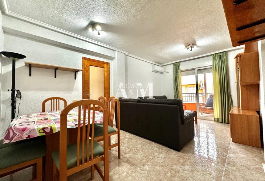 Alquiler a largo plazo - Apartamento / piso - Torrevieja - Playa de los Locos