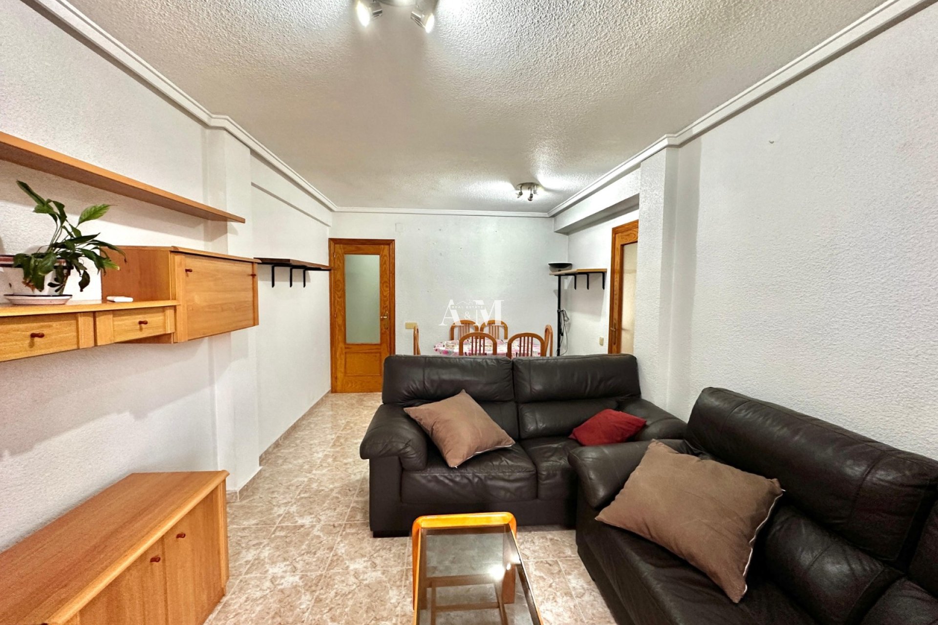 Alquiler a largo plazo - Apartamento / piso - Torrevieja - Playa de los Locos