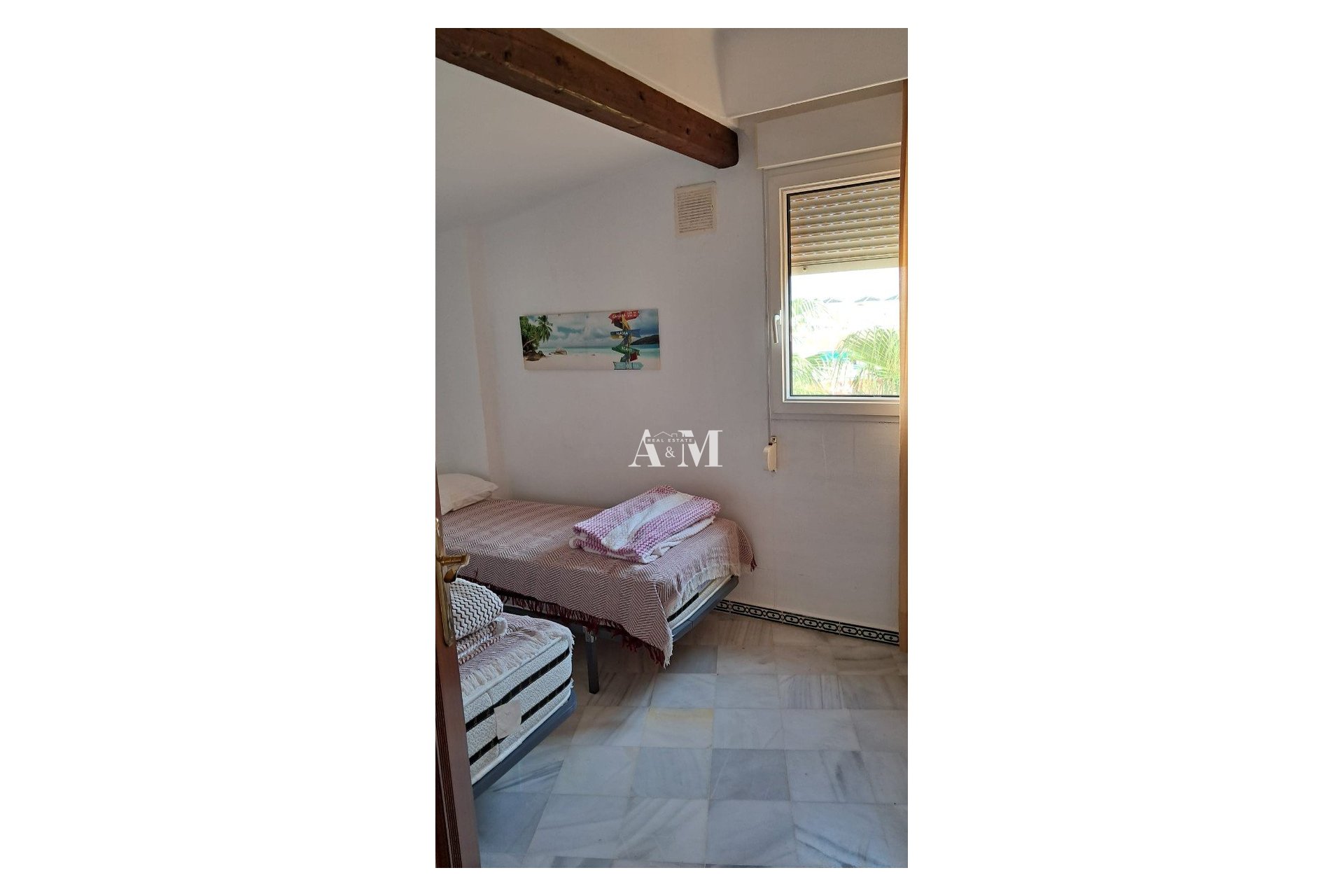 Alquiler a largo plazo - Apartamento / piso - Torrevieja - Playa de los Locos