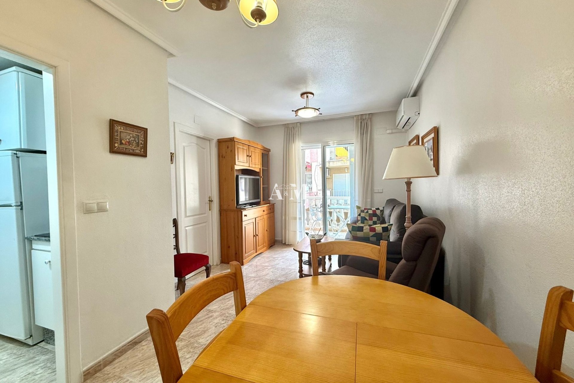 Alquiler a largo plazo - Apartamento / piso - Torrevieja - Playa de los Locos